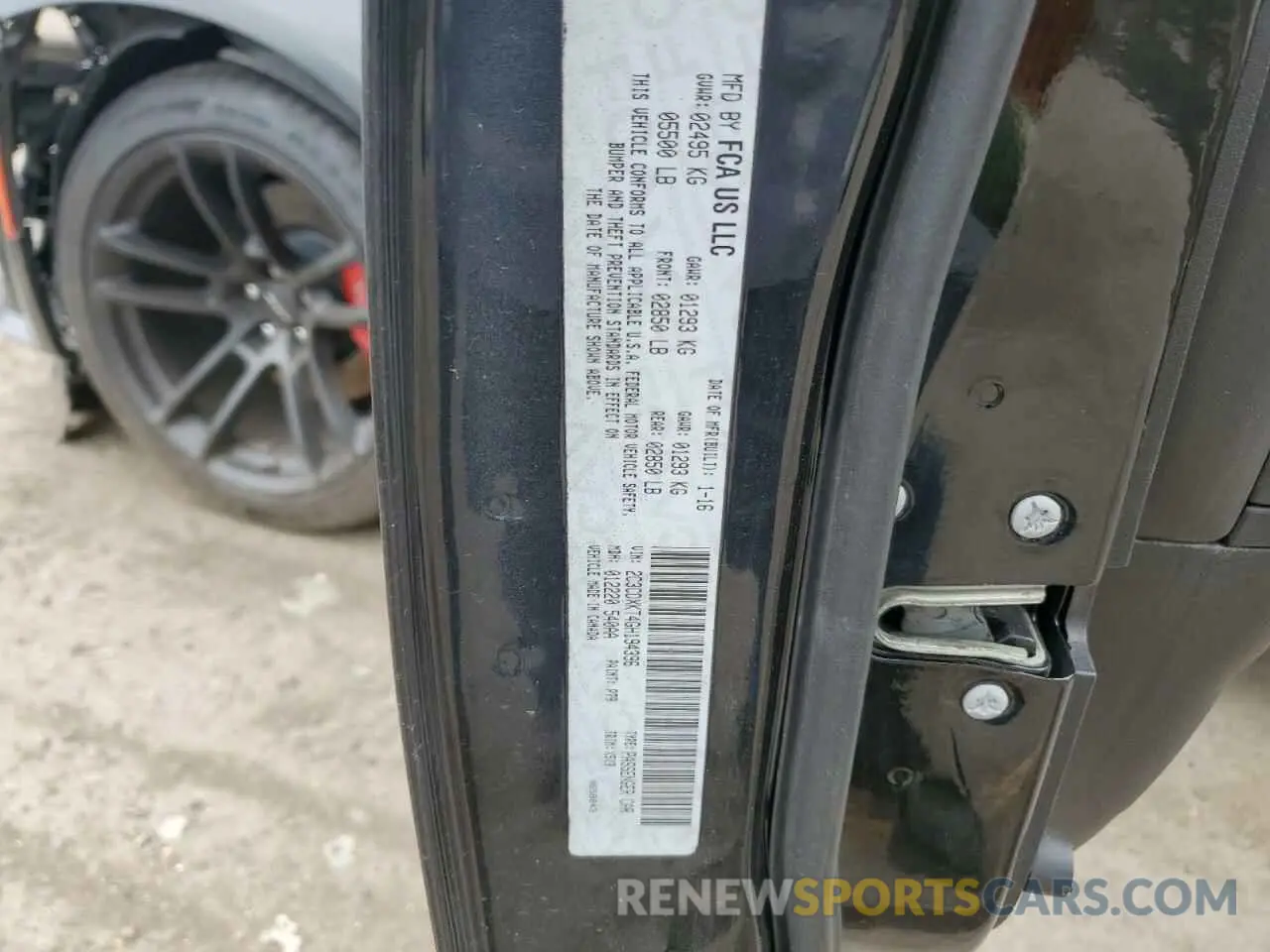 12 Photograph of a damaged car 2C3CDXGJ1KH604359 DODGE CHARGER 2019