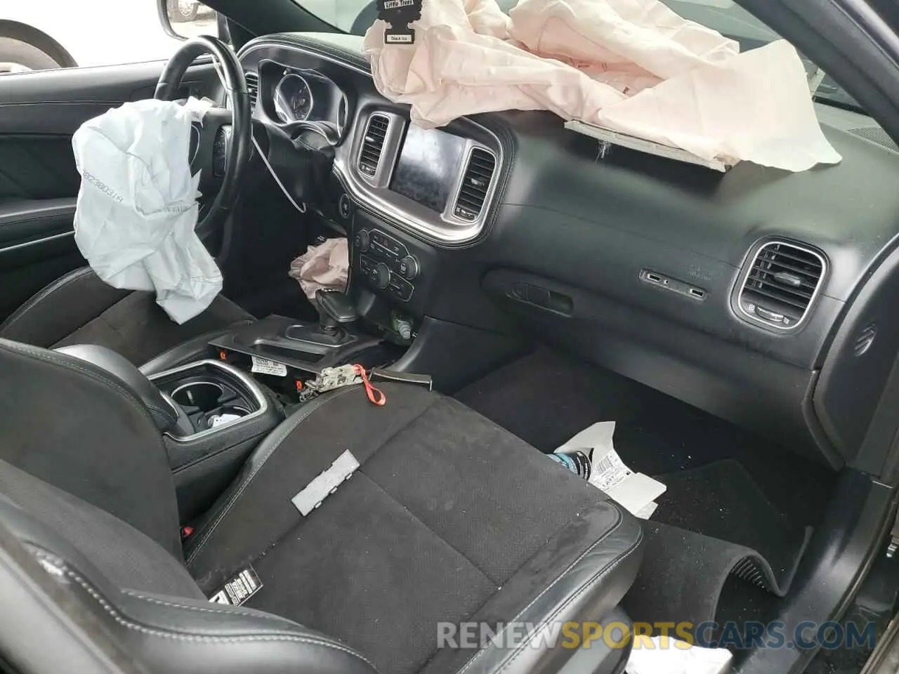 8 Photograph of a damaged car 2C3CDXGJ1KH604359 DODGE CHARGER 2019