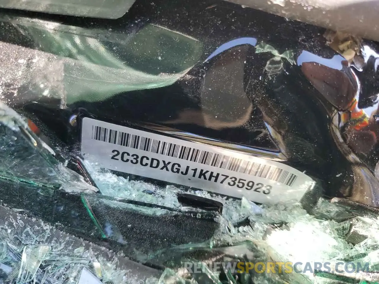 14 Photograph of a damaged car 2C3CDXGJ1KH735923 DODGE CHARGER 2019