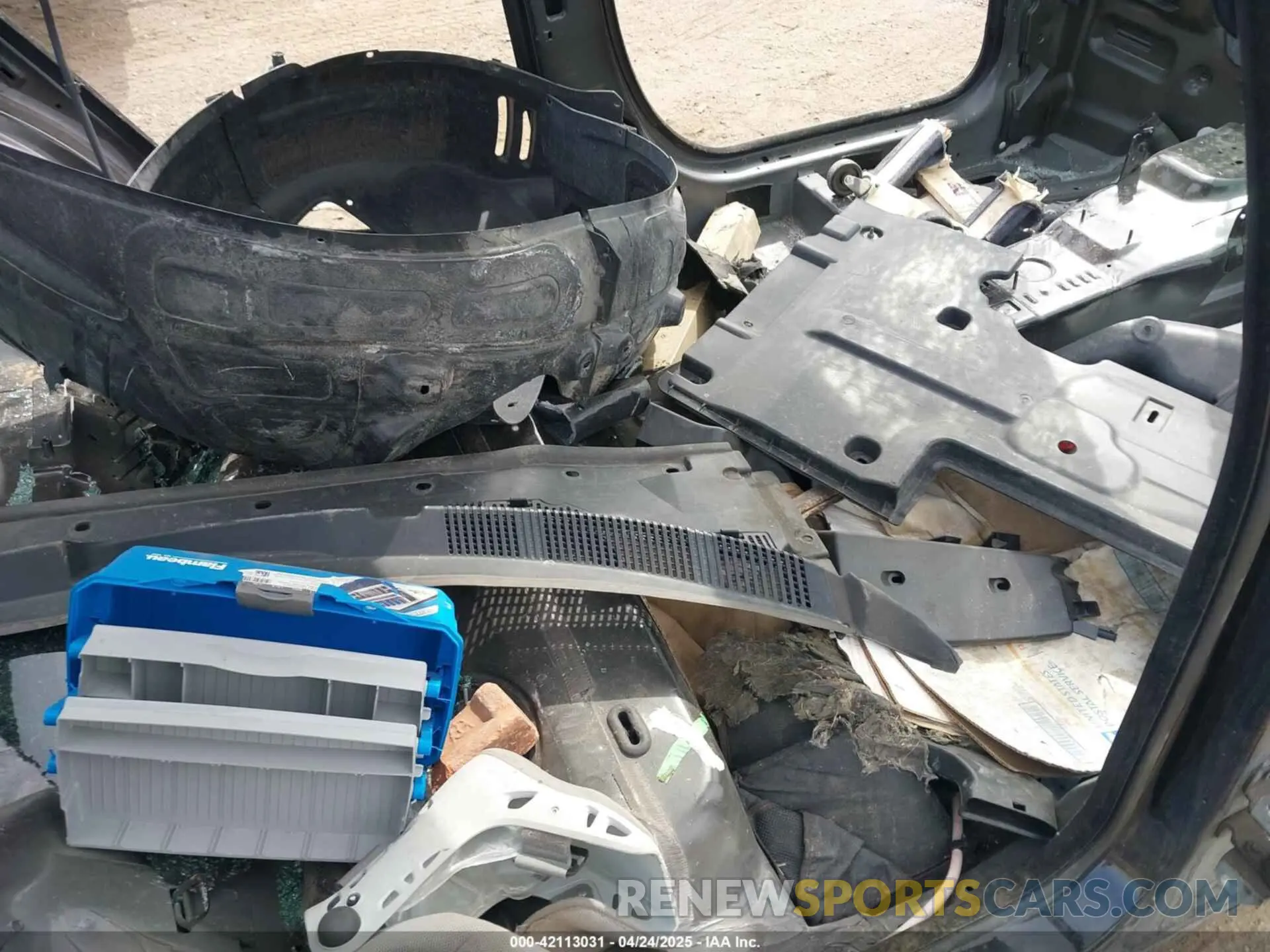 8 Photograph of a damaged car 2C3CDXGJ2KH626953 DODGE CHARGER 2019