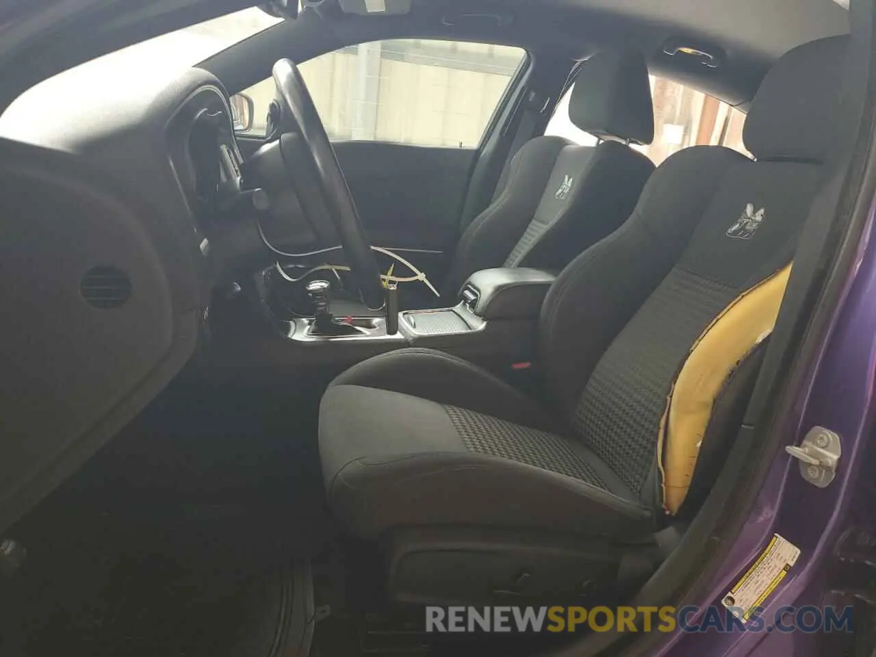 7 Фотография поврежденного автомобиля 2C3CDXGJ2KH633787 DODGE CHARGER 2019
