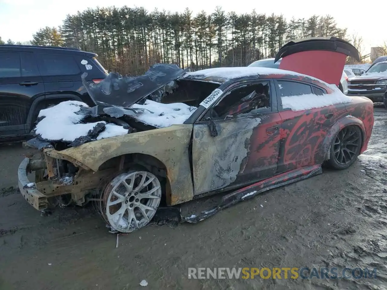 1 Photograph of a damaged car 2C3CDXGJ2KH647009 DODGE CHARGER 2019