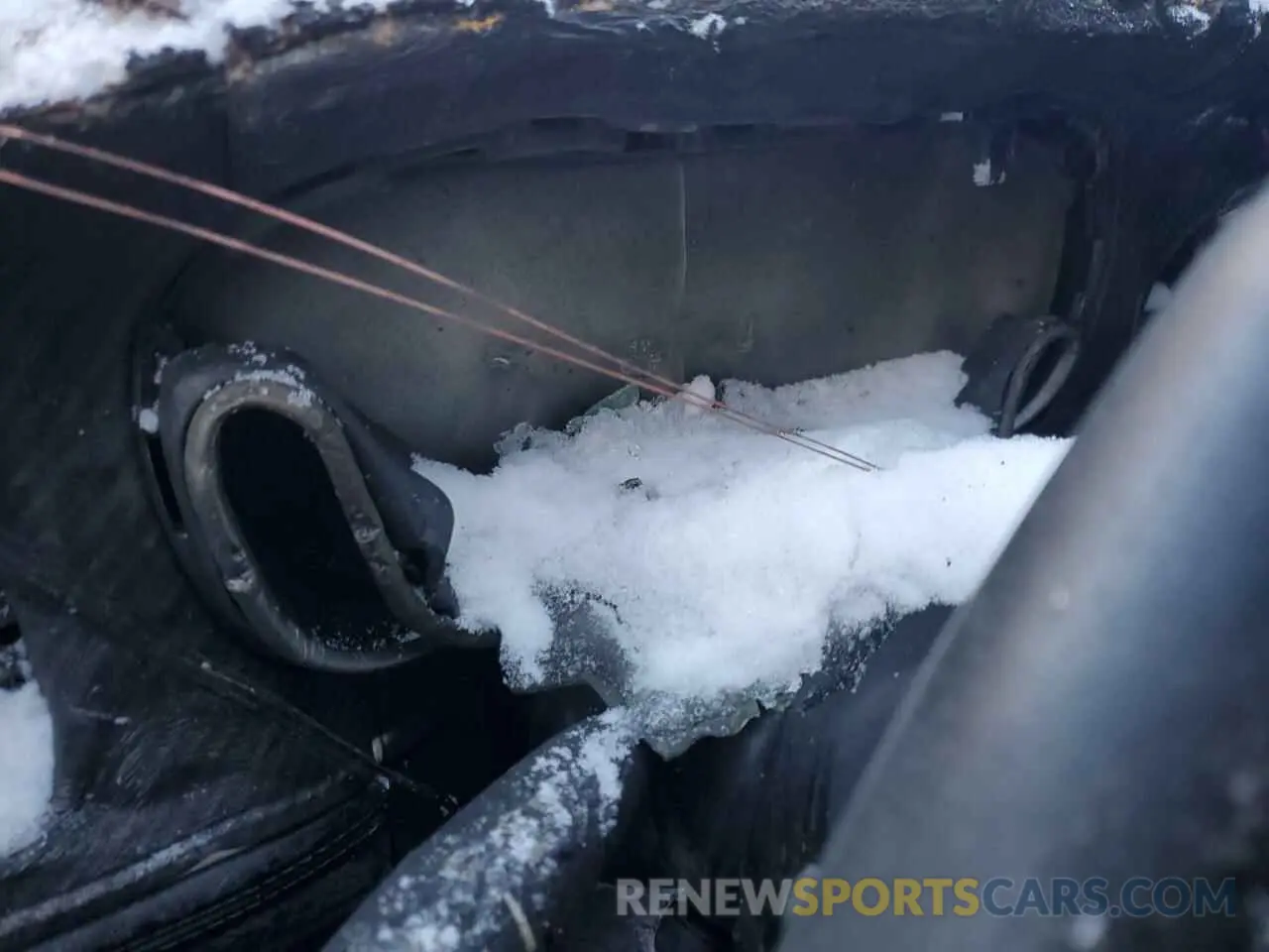 9 Photograph of a damaged car 2C3CDXGJ2KH647009 DODGE CHARGER 2019