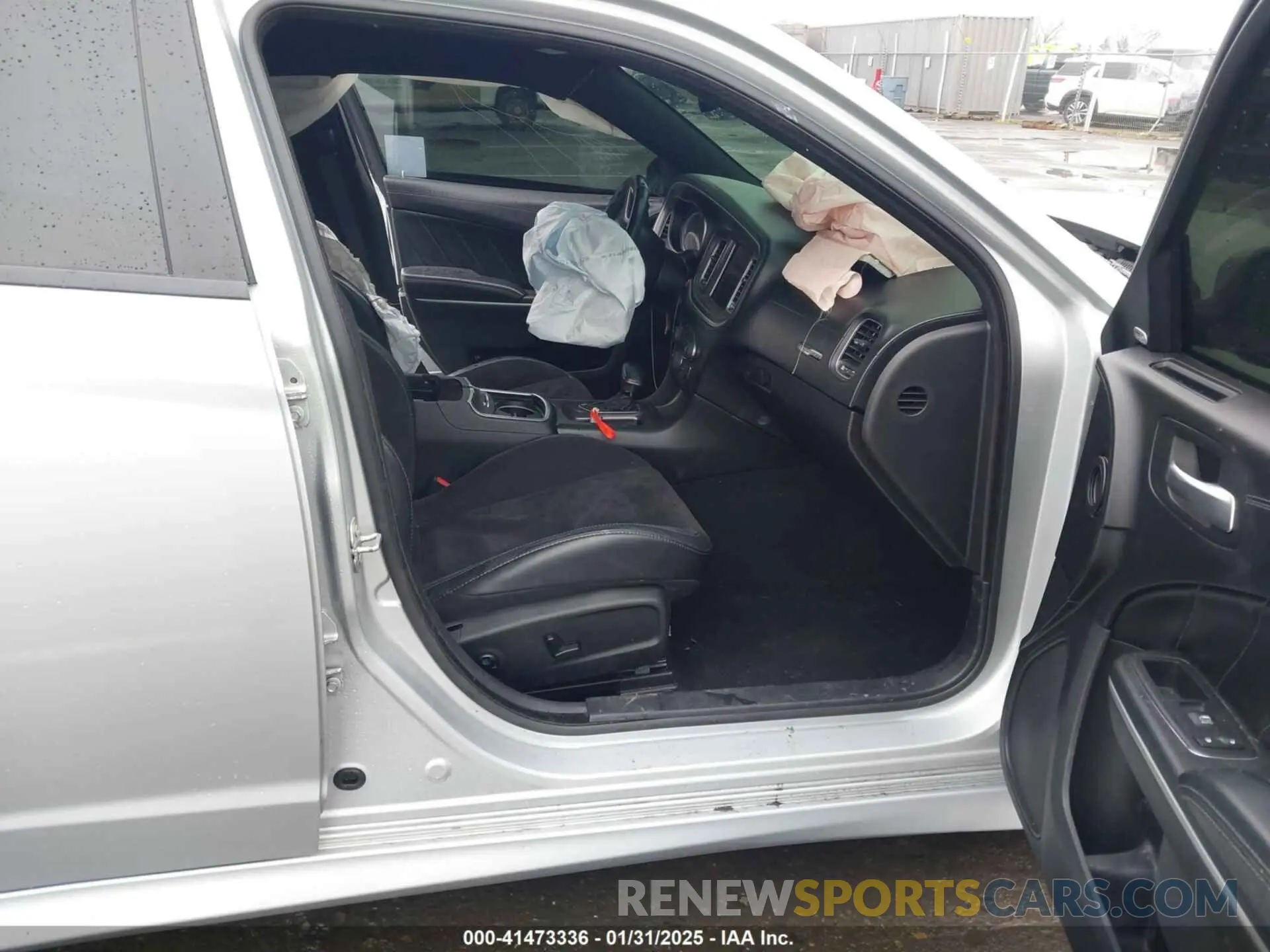 5 Photograph of a damaged car 2C3CDXGJ3KH688989 DODGE CHARGER 2019