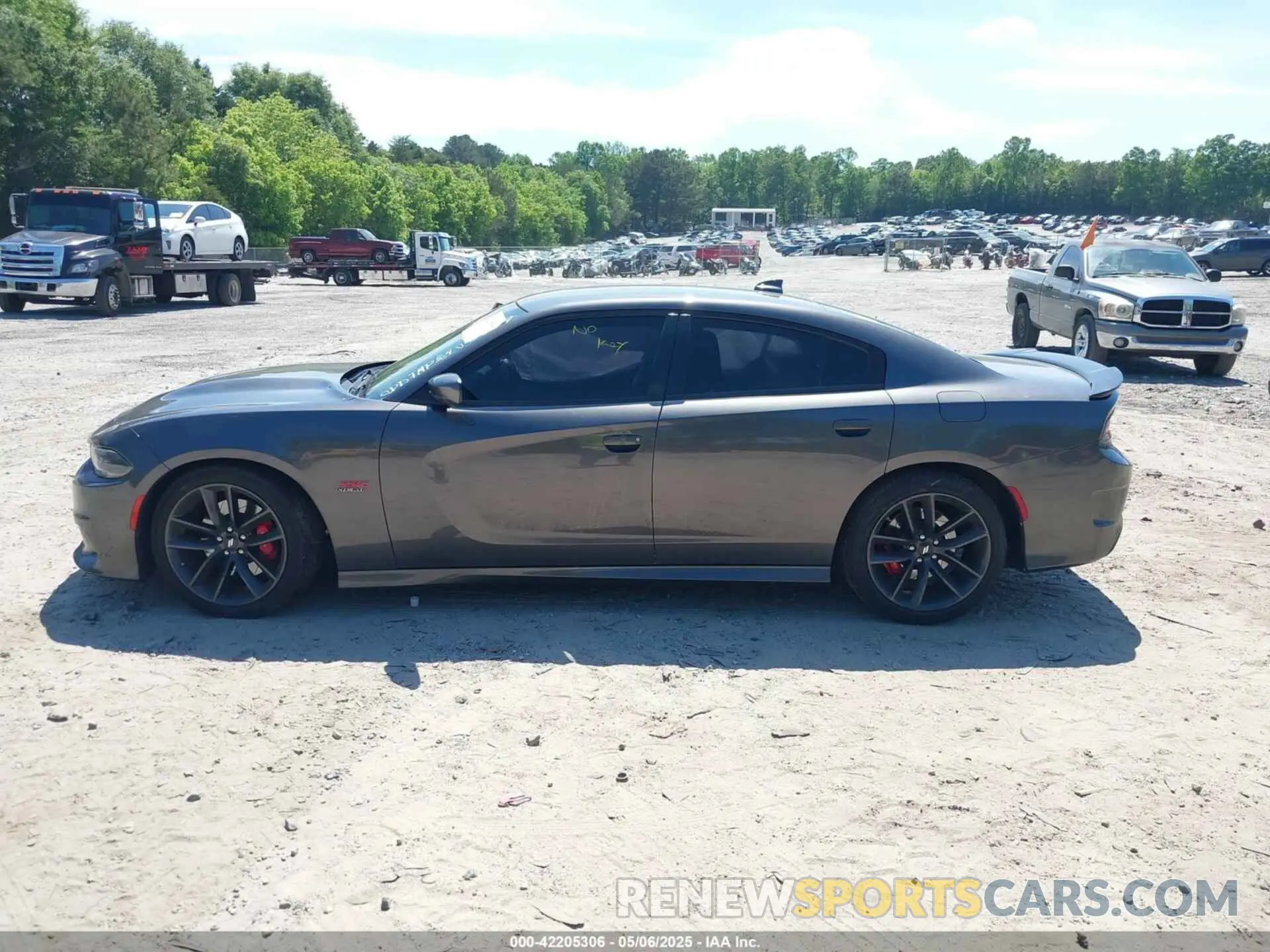 13 Photograph of a damaged car 2C3CDXGJ4KH753817 DODGE CHARGER 2019