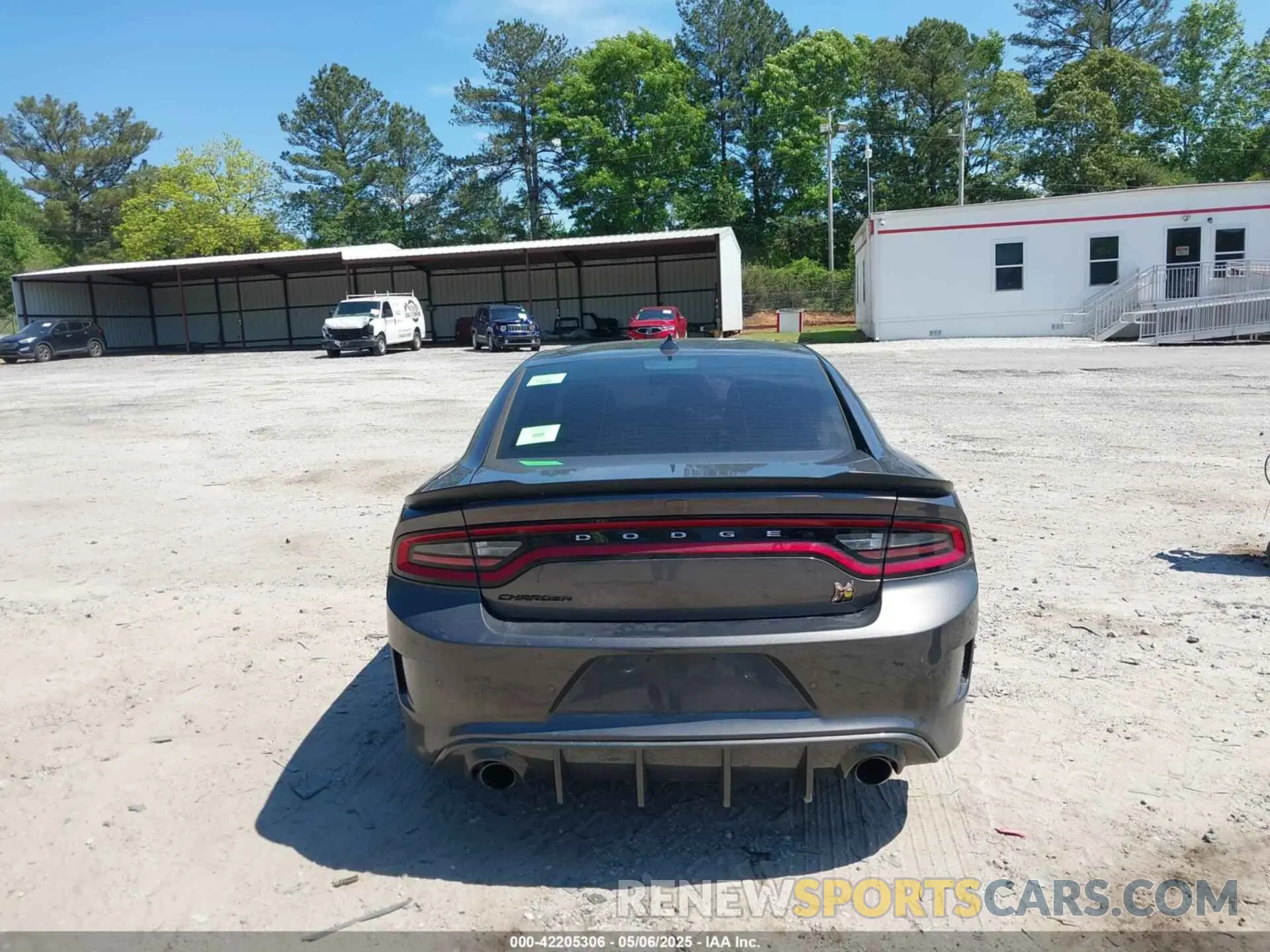 15 Photograph of a damaged car 2C3CDXGJ4KH753817 DODGE CHARGER 2019