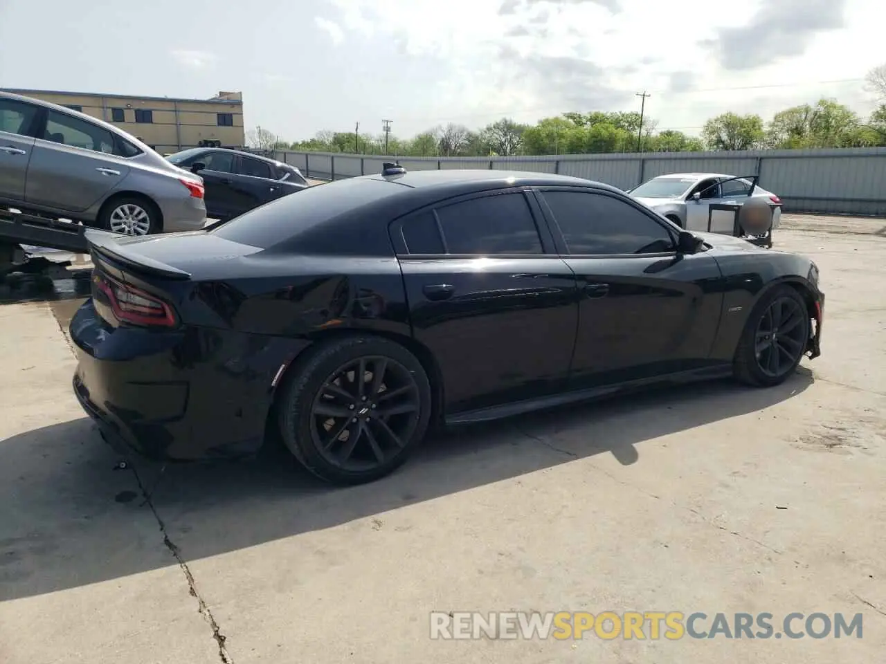 3 Photograph of a damaged car 2C3CDXGJ5KH508010 DODGE CHARGER 2019