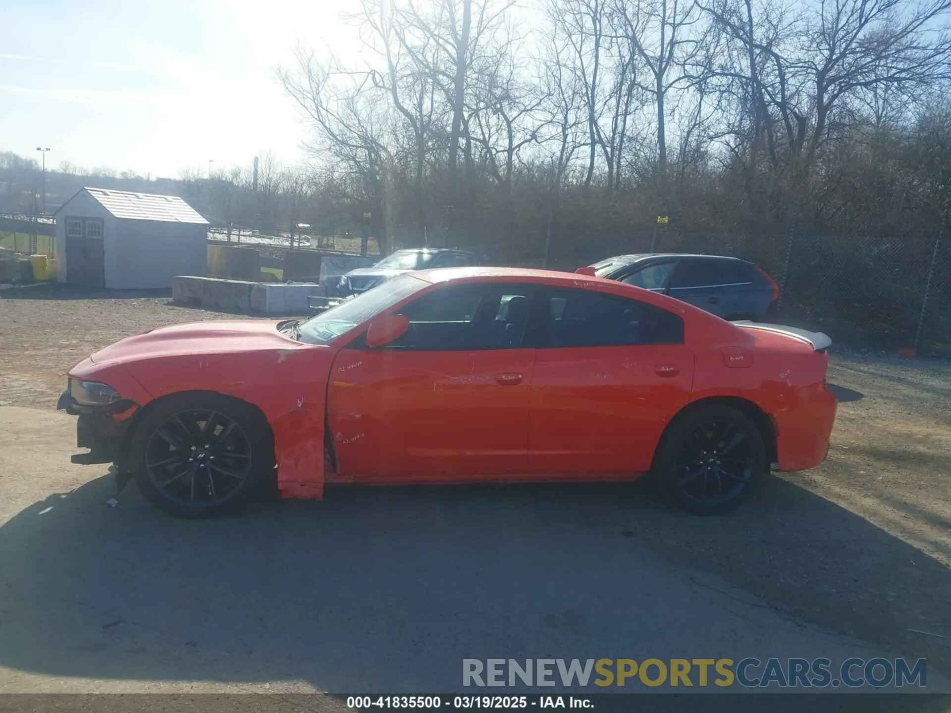 14 Photograph of a damaged car 2C3CDXGJ5KH558728 DODGE CHARGER 2019
