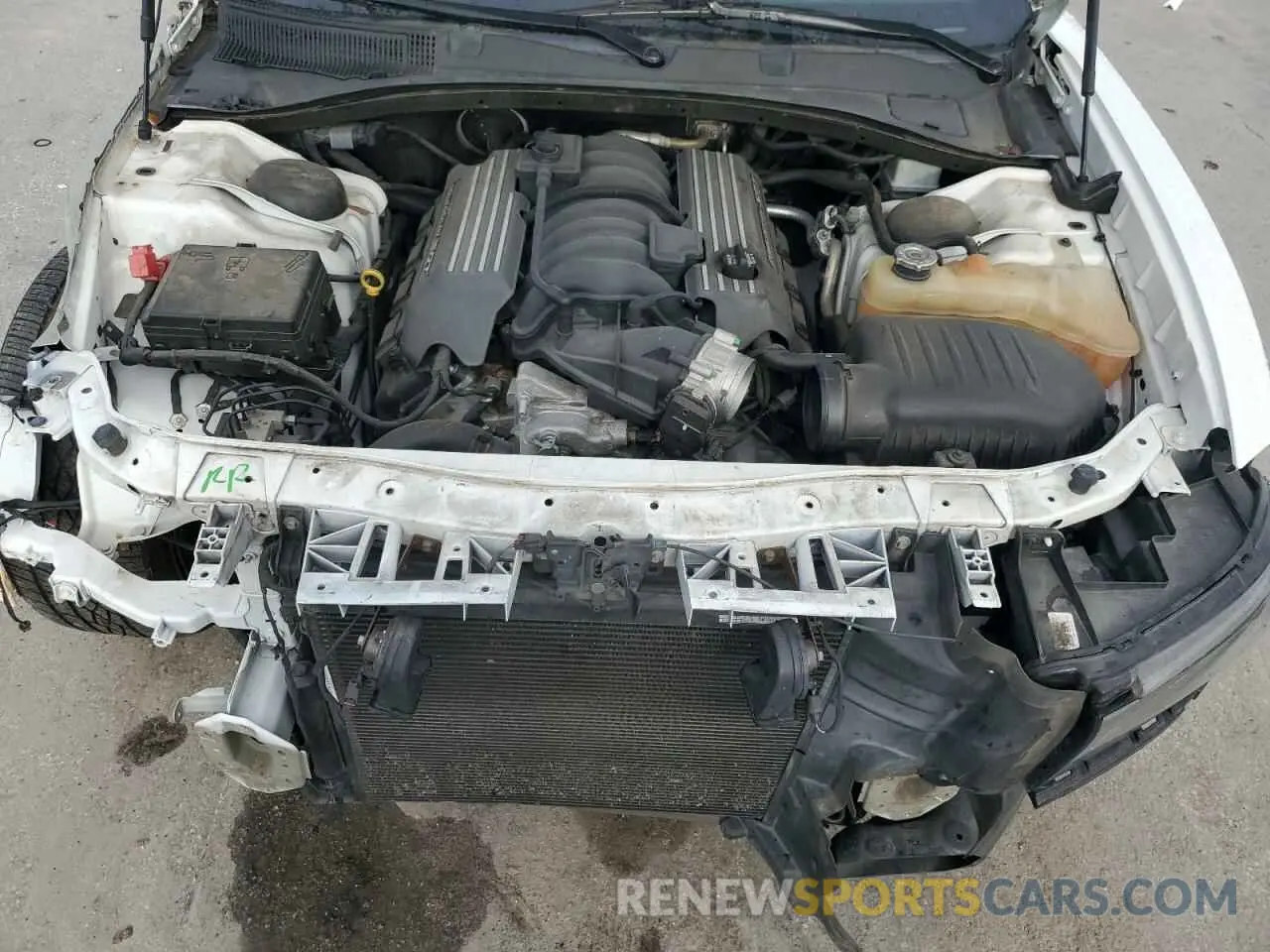 11 Photograph of a damaged car 2C3CDXGJ5KH611332 DODGE CHARGER 2019