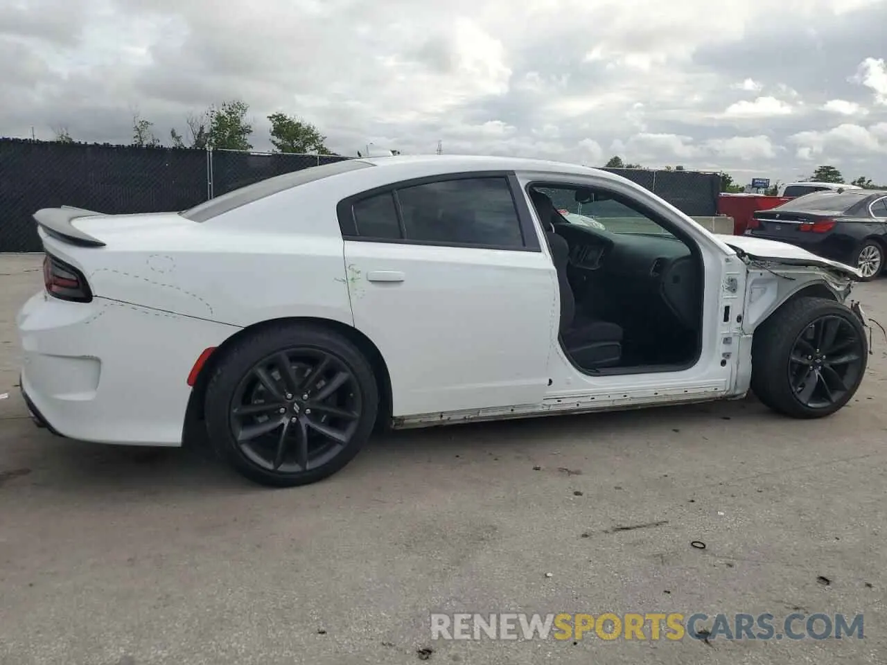 3 Photograph of a damaged car 2C3CDXGJ5KH611332 DODGE CHARGER 2019