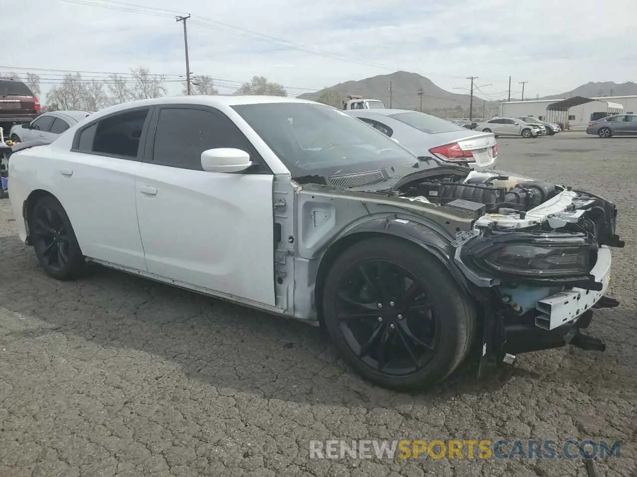 4 Фотография поврежденного автомобиля 2C3CDXGJ5KH647005 DODGE CHARGER 2019