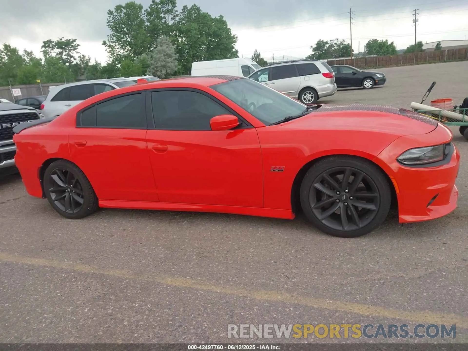 13 Photograph of a damaged car 2C3CDXGJ9KH644852 DODGE CHARGER 2019