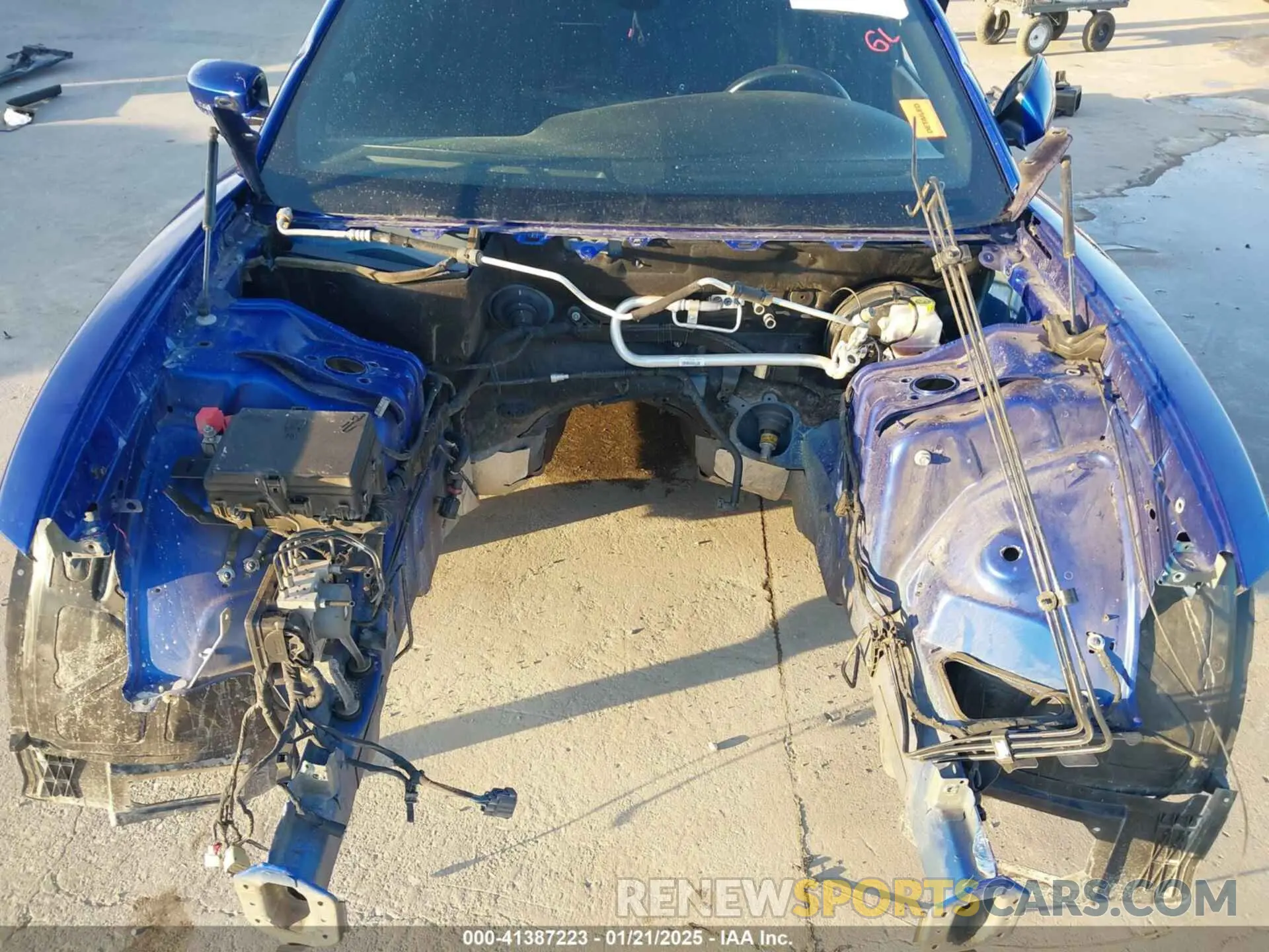 10 Photograph of a damaged car 2C3CDXGJ9KH736009 DODGE CHARGER 2019