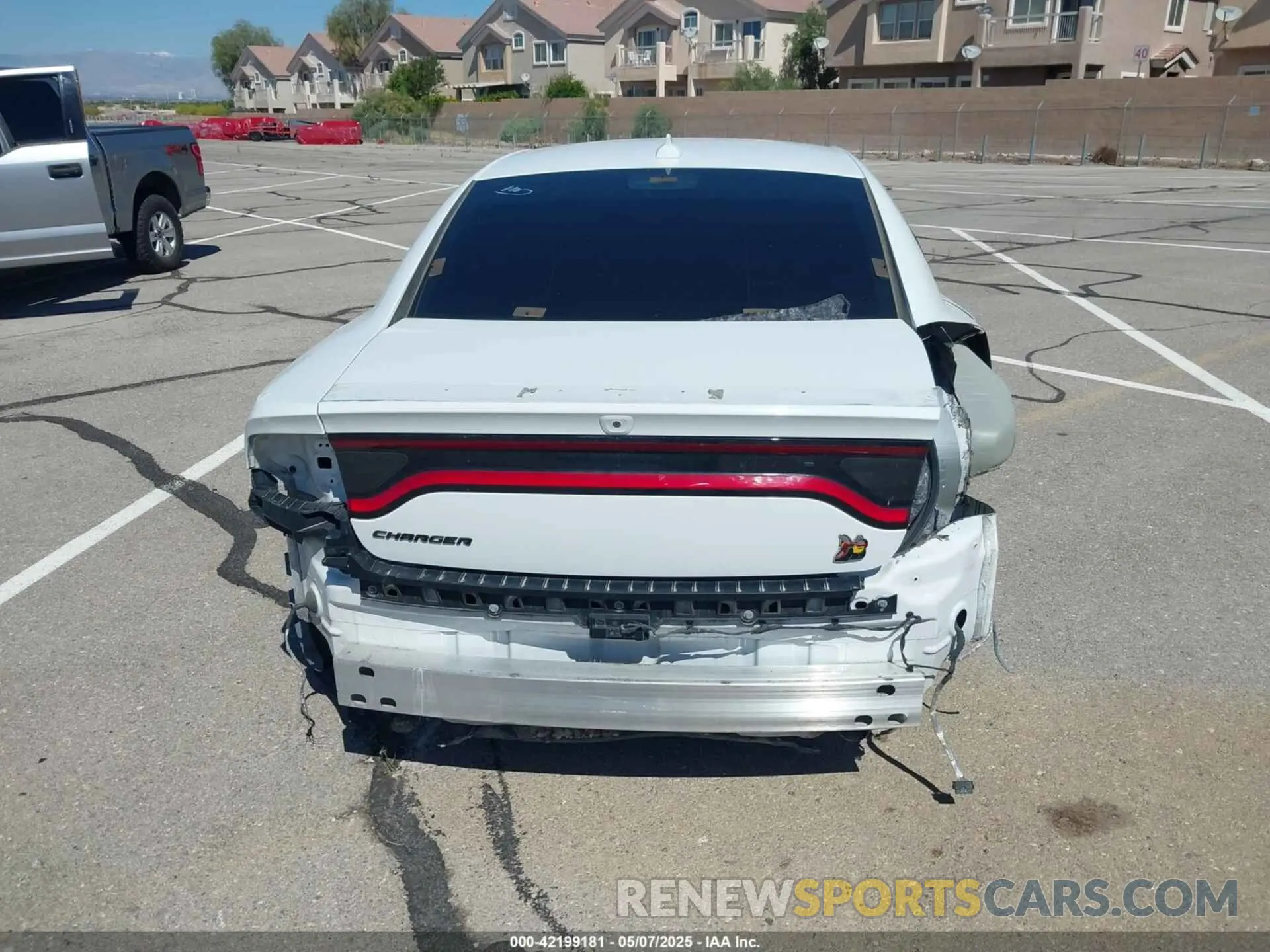 15 Фотография поврежденного автомобиля 2C3CDXGJ9KH742747 DODGE CHARGER 2019