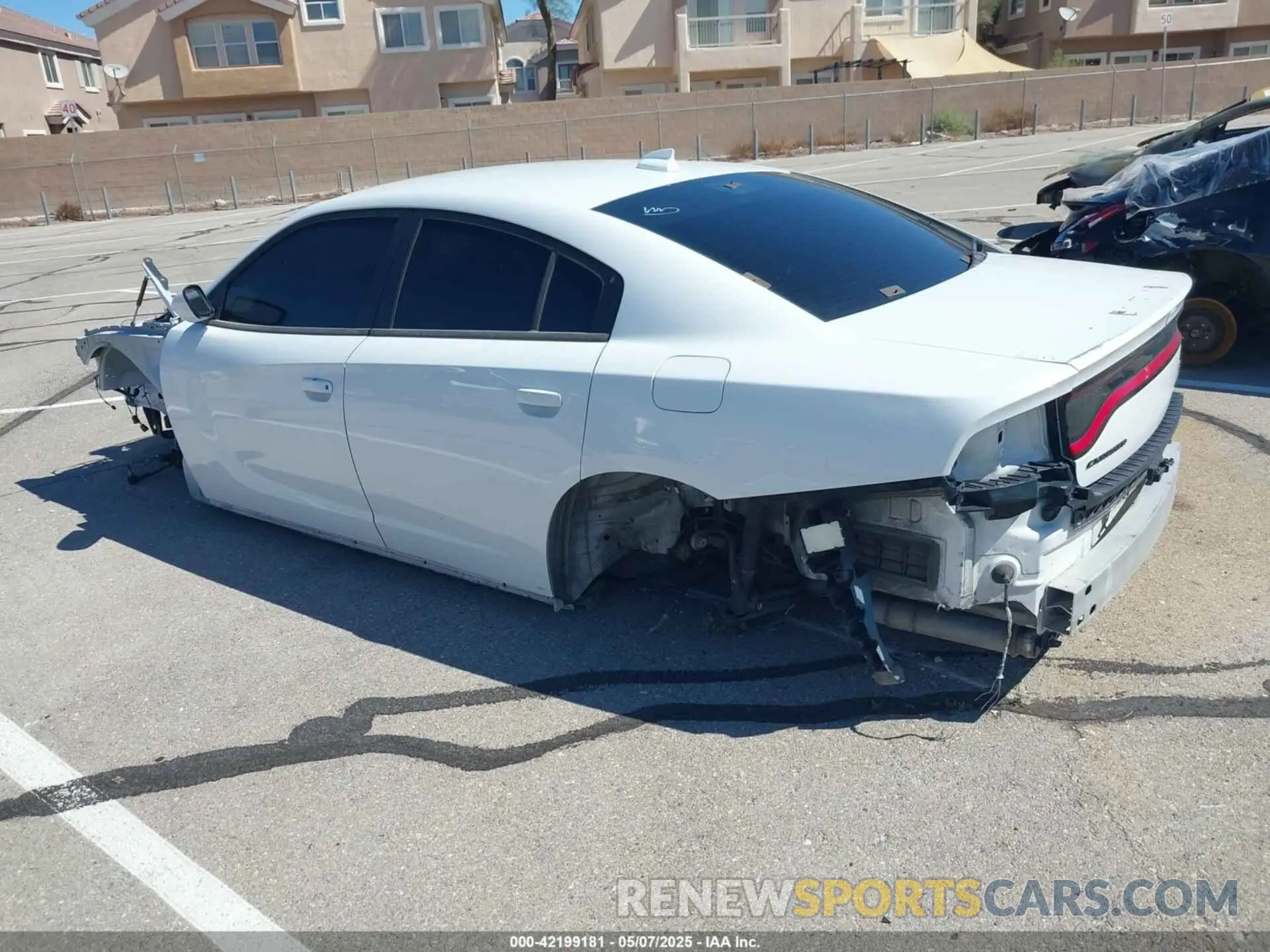 3 Фотография поврежденного автомобиля 2C3CDXGJ9KH742747 DODGE CHARGER 2019