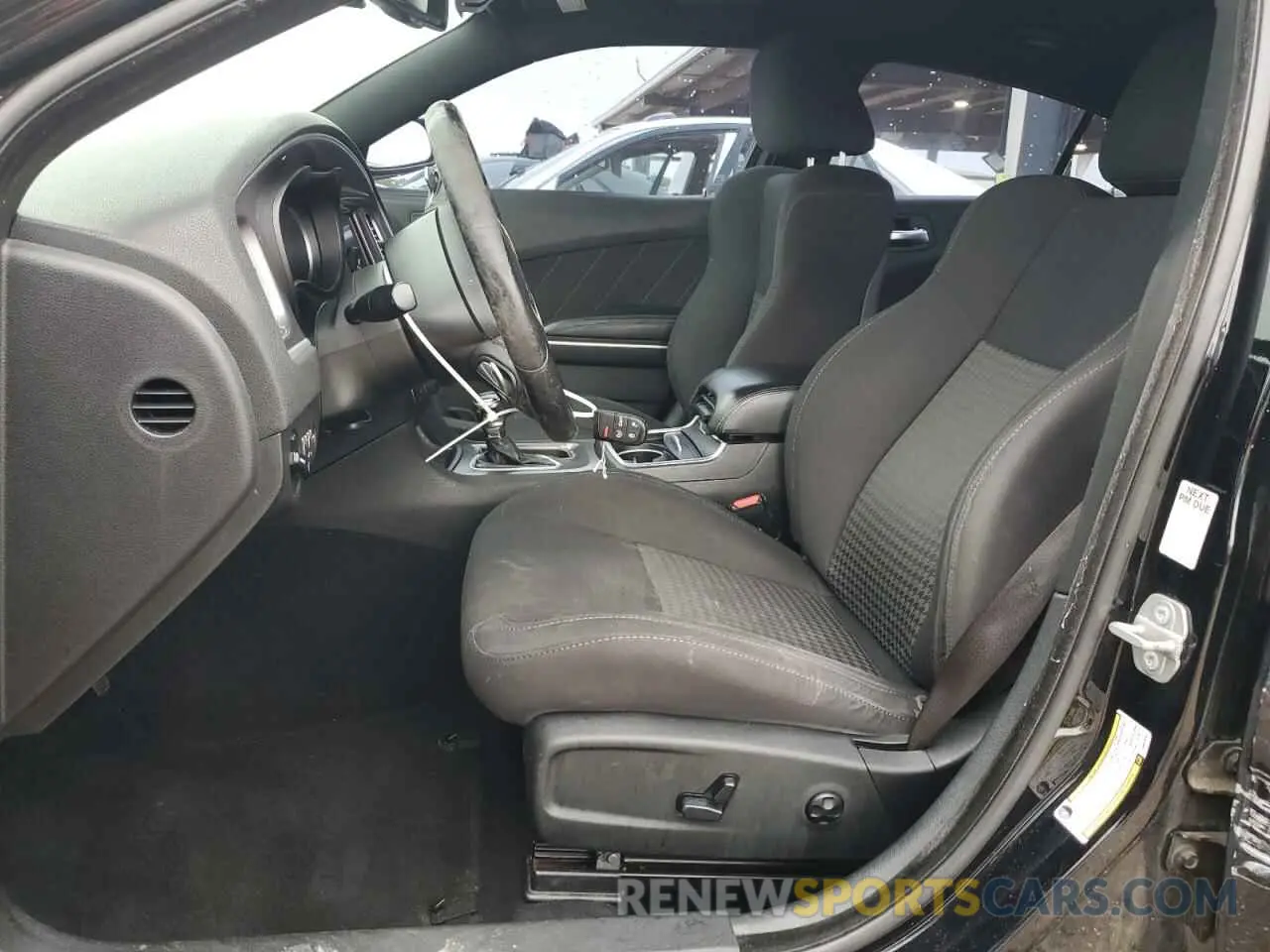 7 Photograph of a damaged car 2C3CDXHG0KH578761 DODGE CHARGER 2019