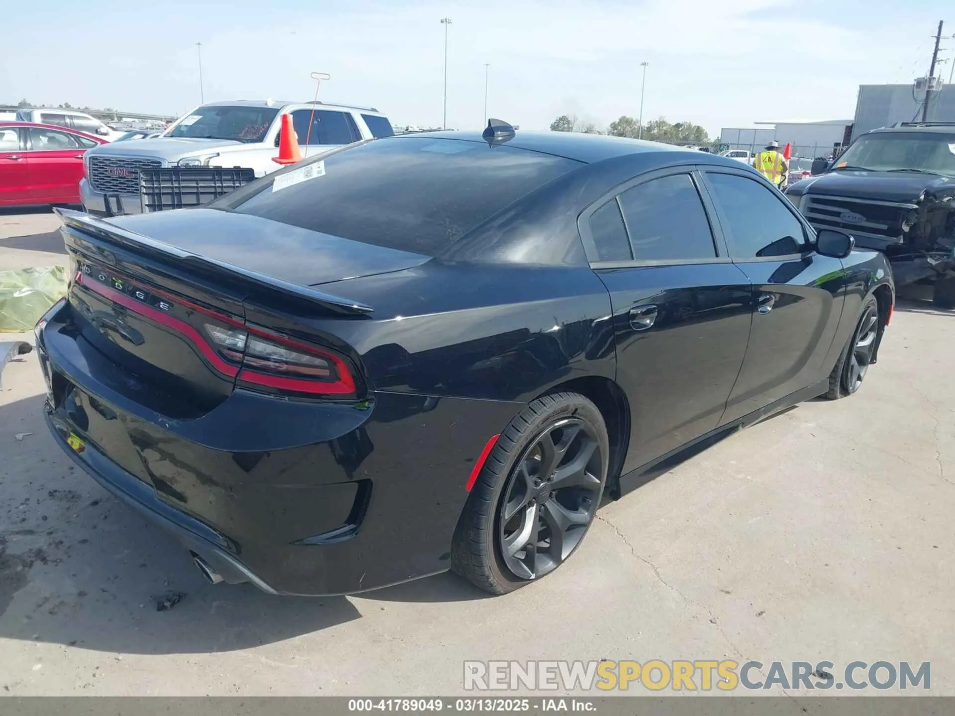 4 Фотография поврежденного автомобиля 2C3CDXHG0KH589064 DODGE CHARGER 2019