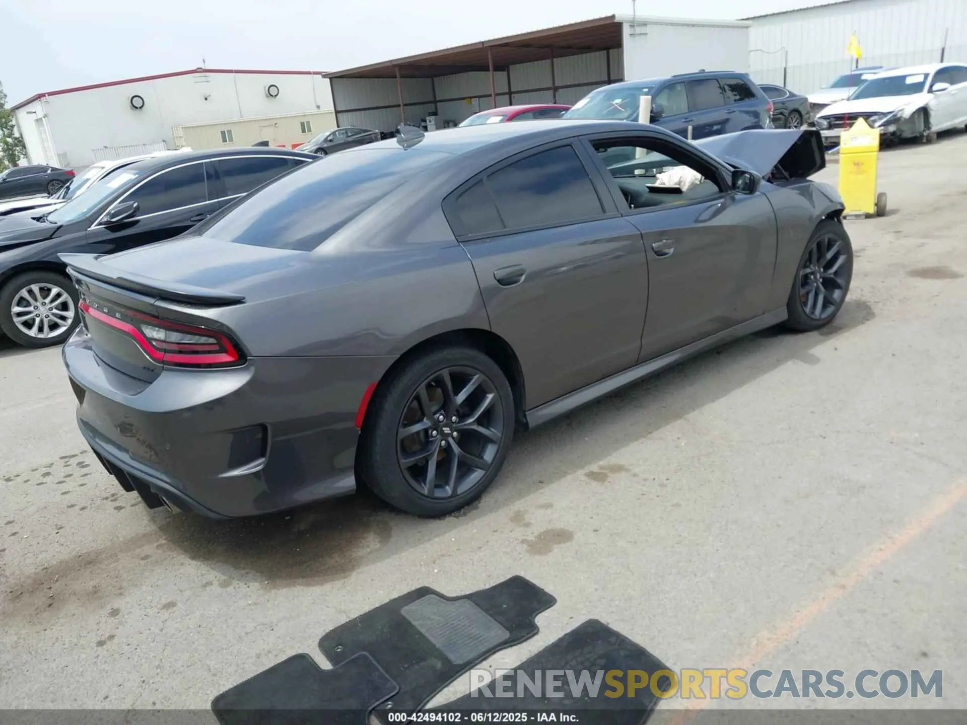 4 Photograph of a damaged car 2C3CDXHG1KH506970 DODGE CHARGER 2019
