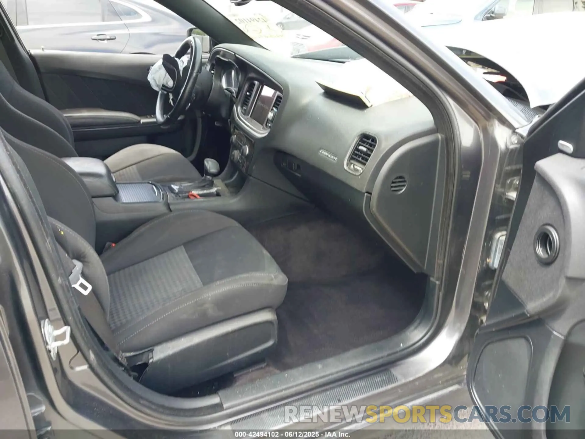 5 Photograph of a damaged car 2C3CDXHG1KH506970 DODGE CHARGER 2019
