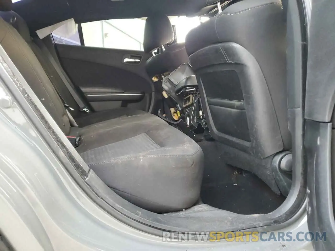 10 Фотография поврежденного автомобиля 2C3CDXHG1KH630530 DODGE CHARGER 2019