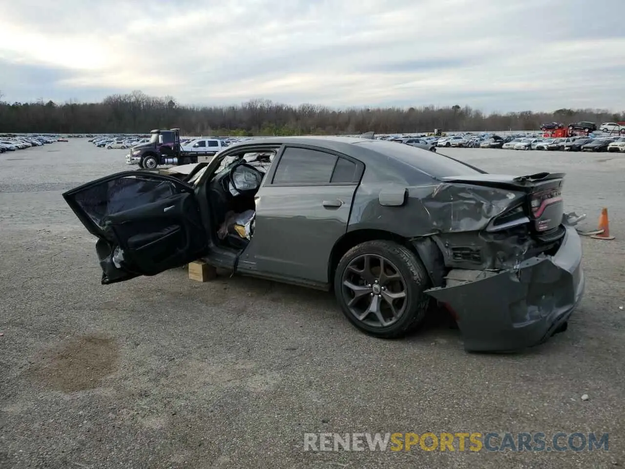 2 Фотография поврежденного автомобиля 2C3CDXHG1KH630530 DODGE CHARGER 2019