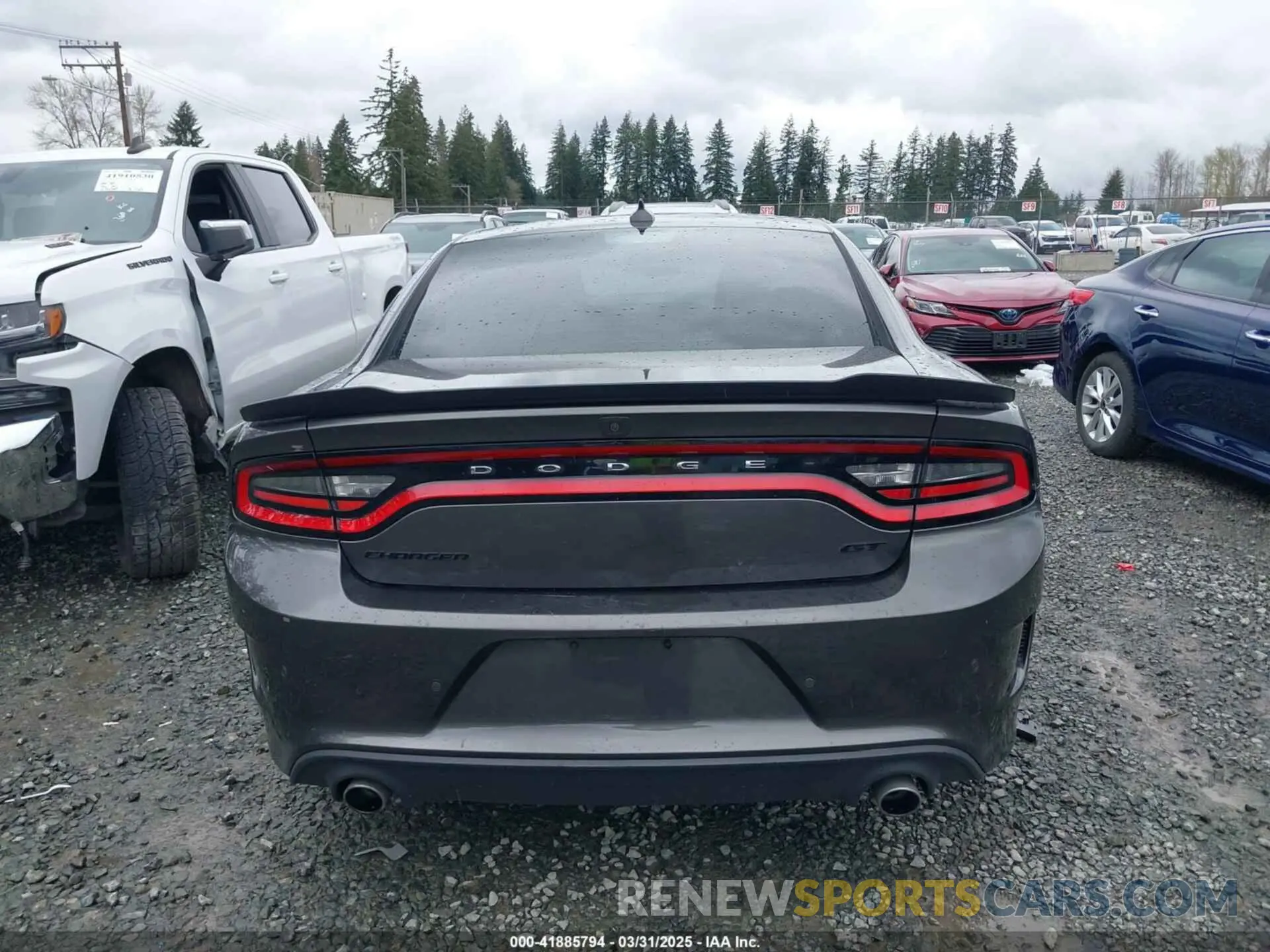 17 Photograph of a damaged car 2C3CDXHG1KH714119 DODGE CHARGER 2019