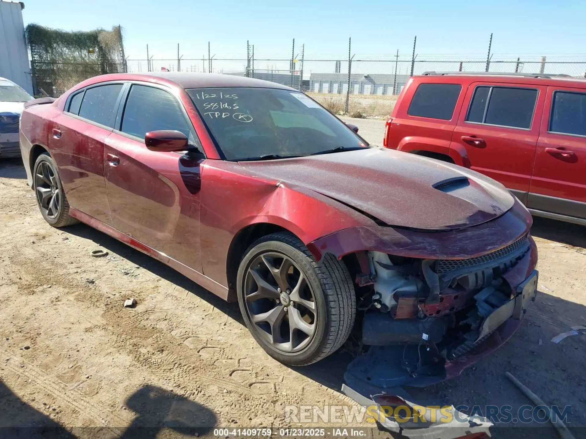 1 Photograph of a damaged car 2C3CDXHG2KH585176 DODGE CHARGER 2019
