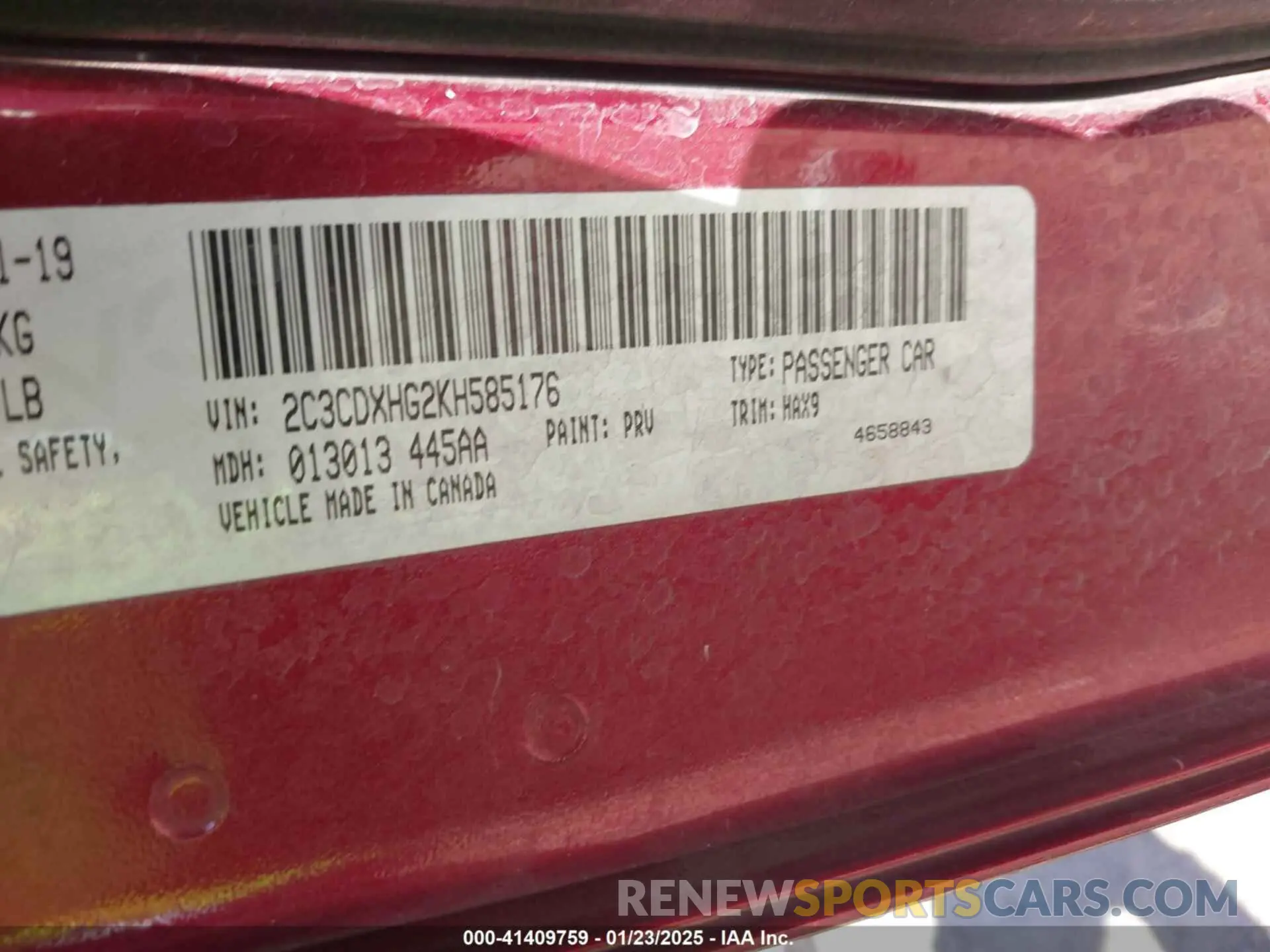 9 Photograph of a damaged car 2C3CDXHG2KH585176 DODGE CHARGER 2019