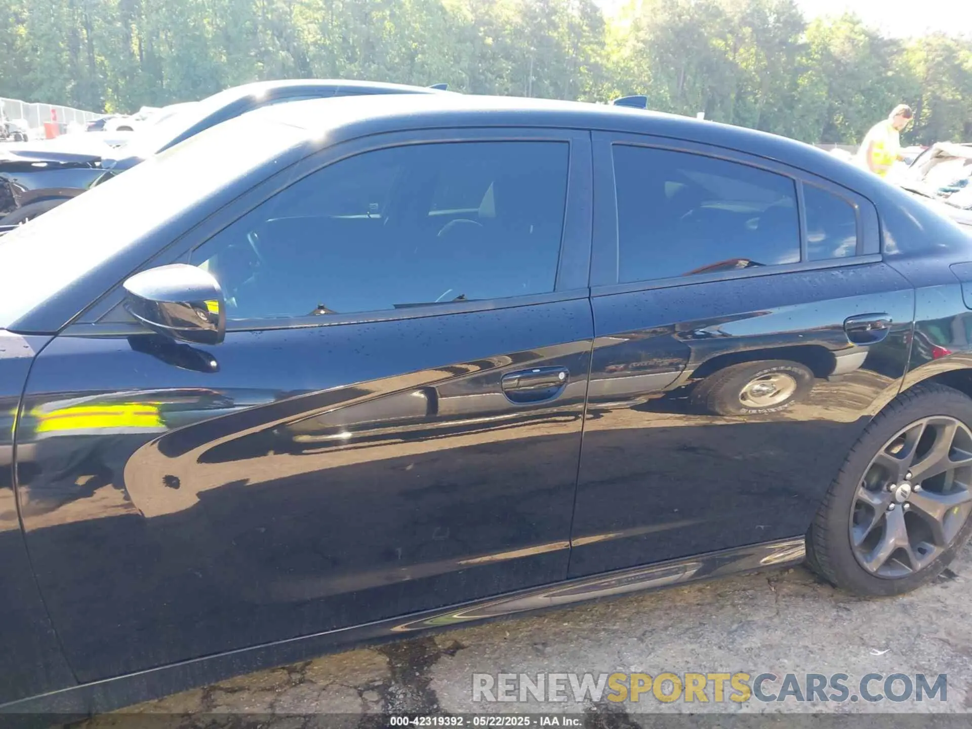 14 Photograph of a damaged car 2C3CDXHG3KH526489 DODGE CHARGER 2019
