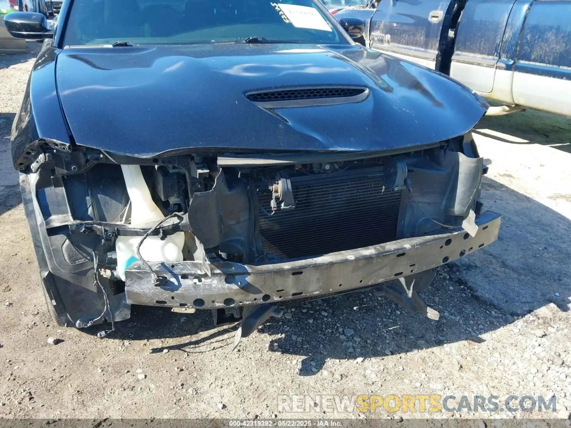 17 Photograph of a damaged car 2C3CDXHG3KH526489 DODGE CHARGER 2019