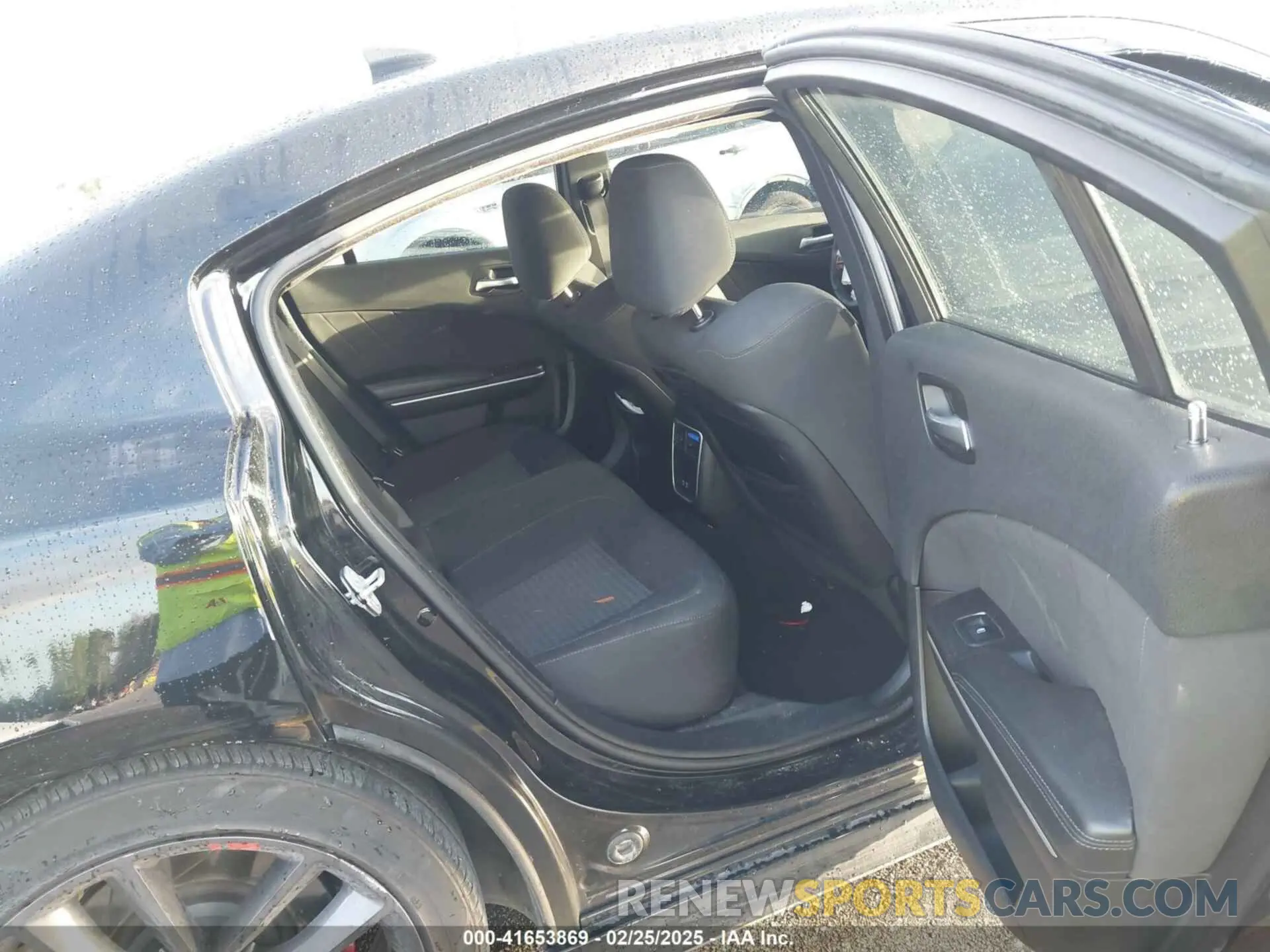 8 Фотография поврежденного автомобиля 2C3CDXHG3KH607900 DODGE CHARGER 2019