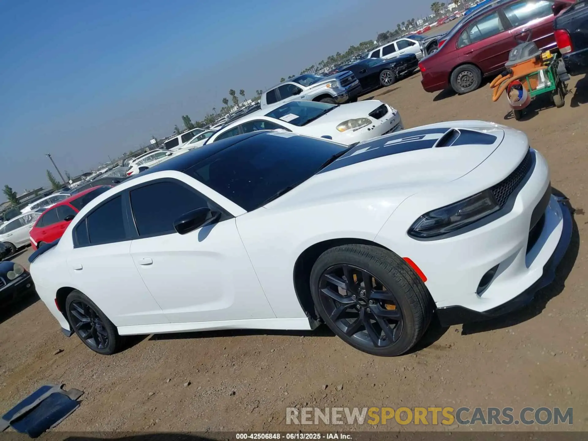 14 Photograph of a damaged car 2C3CDXHG3KH676313 DODGE CHARGER 2019