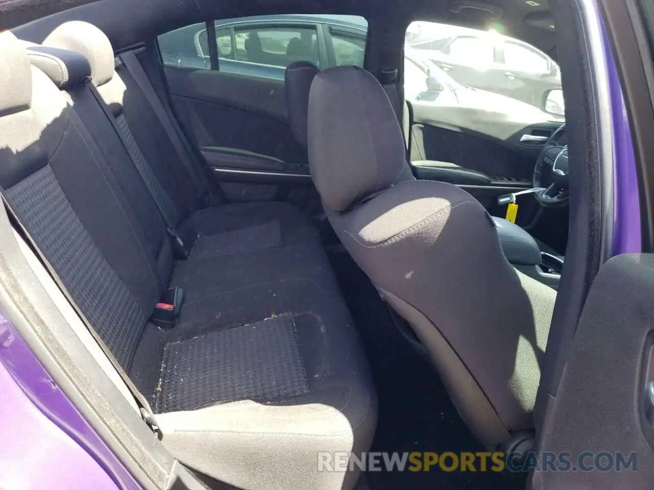 10 Photograph of a damaged car 2C3CDXHG4KH545200 DODGE CHARGER 2019