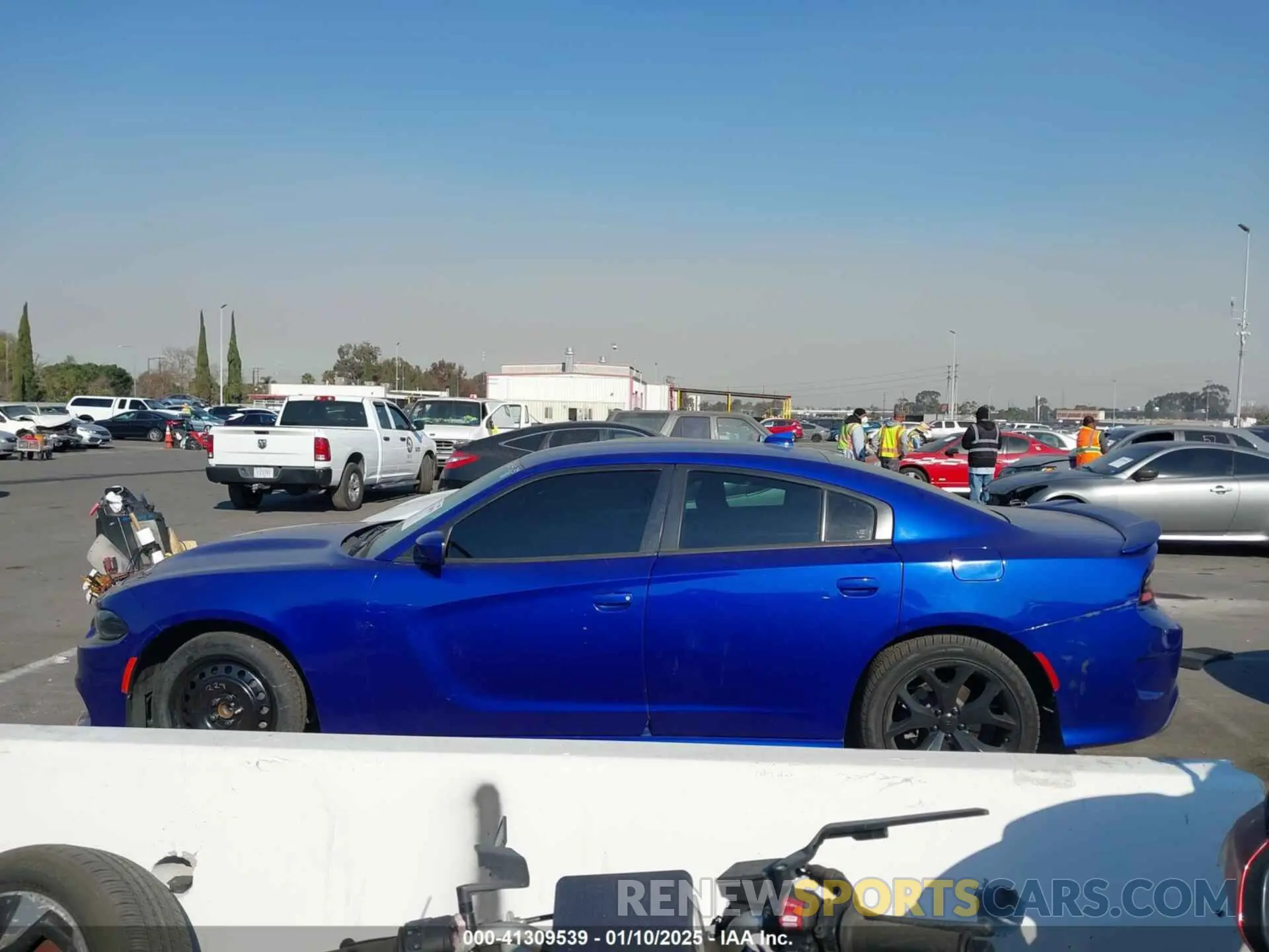 13 Фотография поврежденного автомобиля 2C3CDXHG4KH613043 DODGE CHARGER 2019