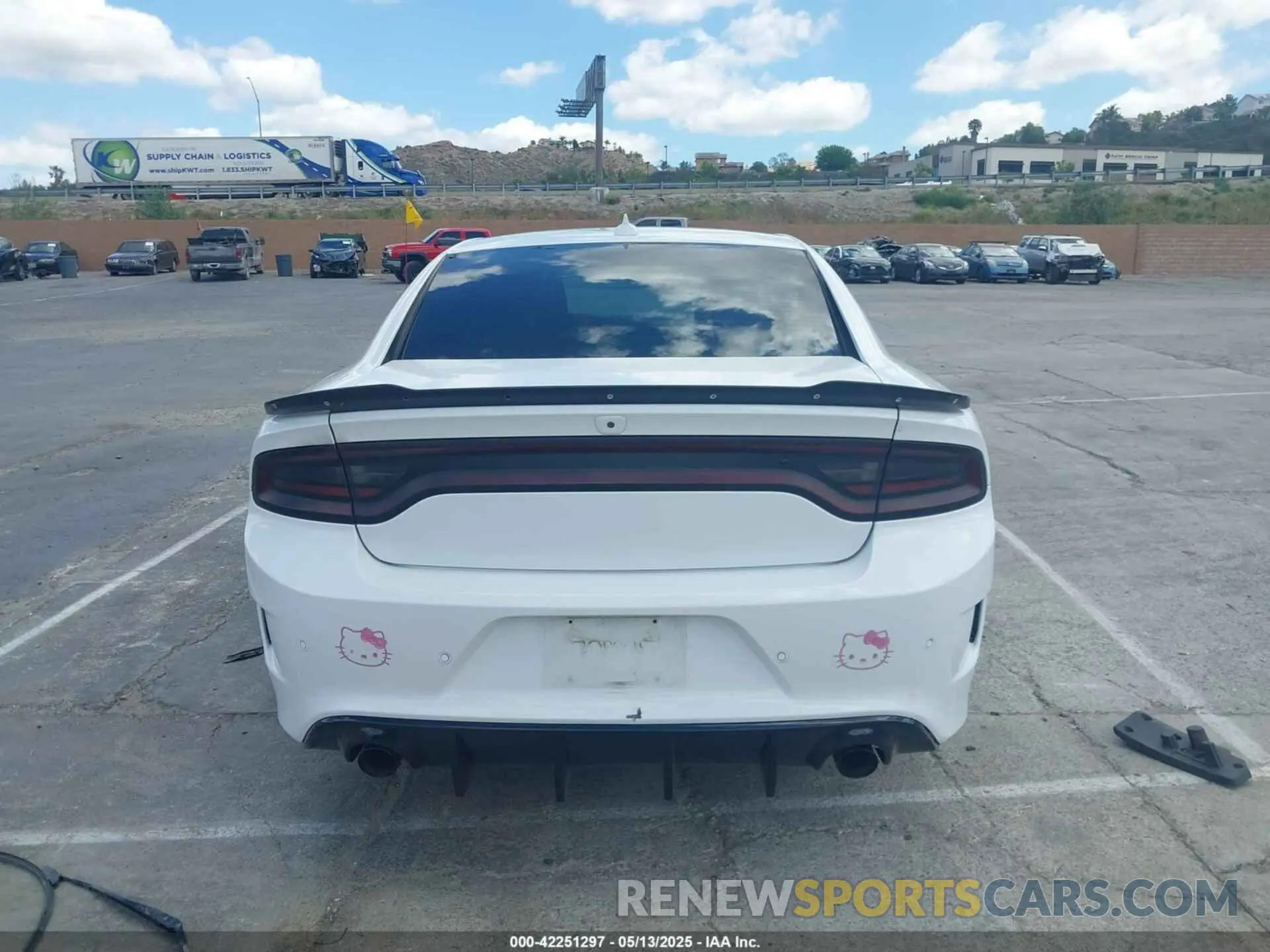 16 Photograph of a damaged car 2C3CDXHG4KH747003 DODGE CHARGER 2019