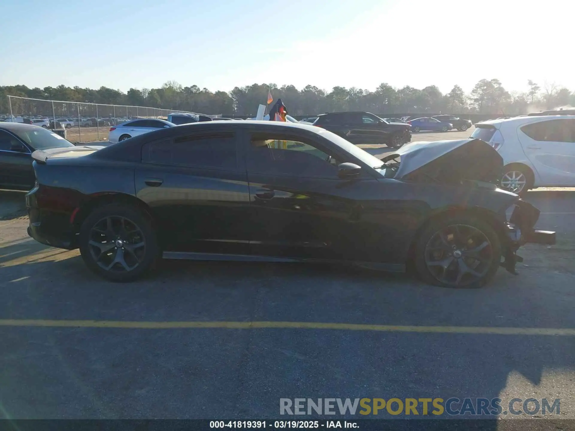 13 Photograph of a damaged car 2C3CDXHG5KH526834 DODGE CHARGER 2019