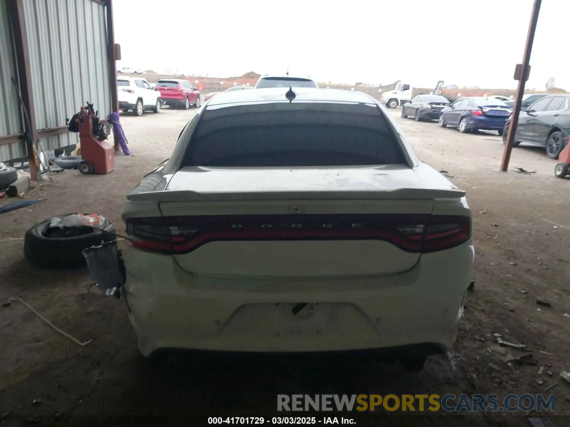 16 Photograph of a damaged car 2C3CDXHG6KH512506 DODGE CHARGER 2019