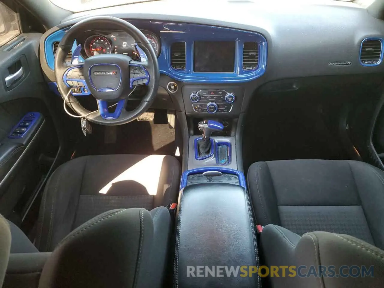 8 Photograph of a damaged car 2C3CDXHG6KH583995 DODGE CHARGER 2019