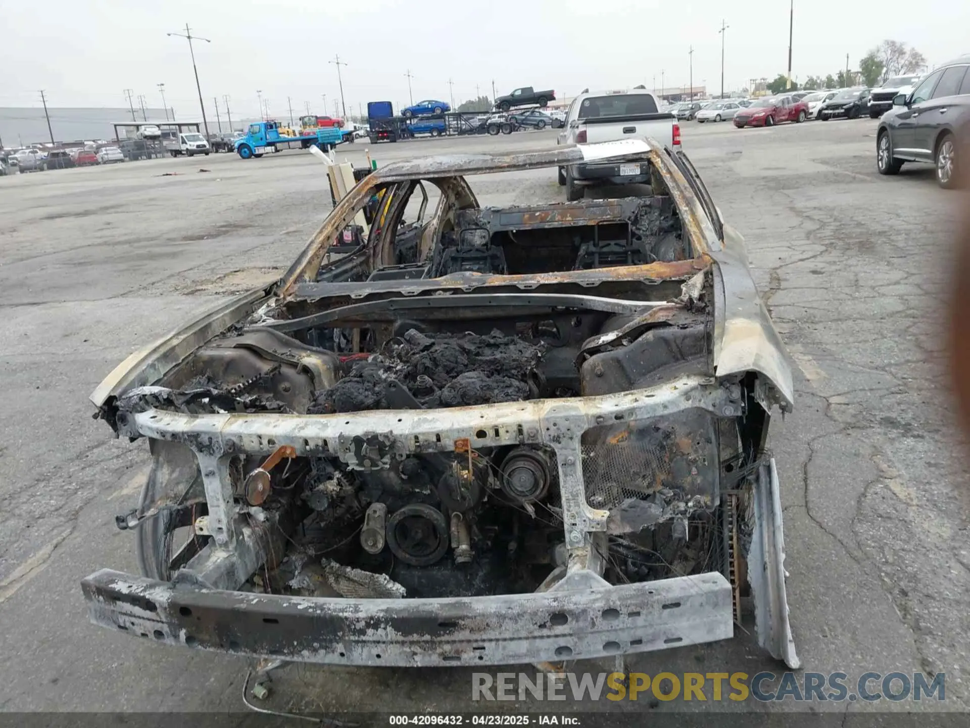 6 Photograph of a damaged car 2C3CDXHG6KH673647 DODGE CHARGER 2019
