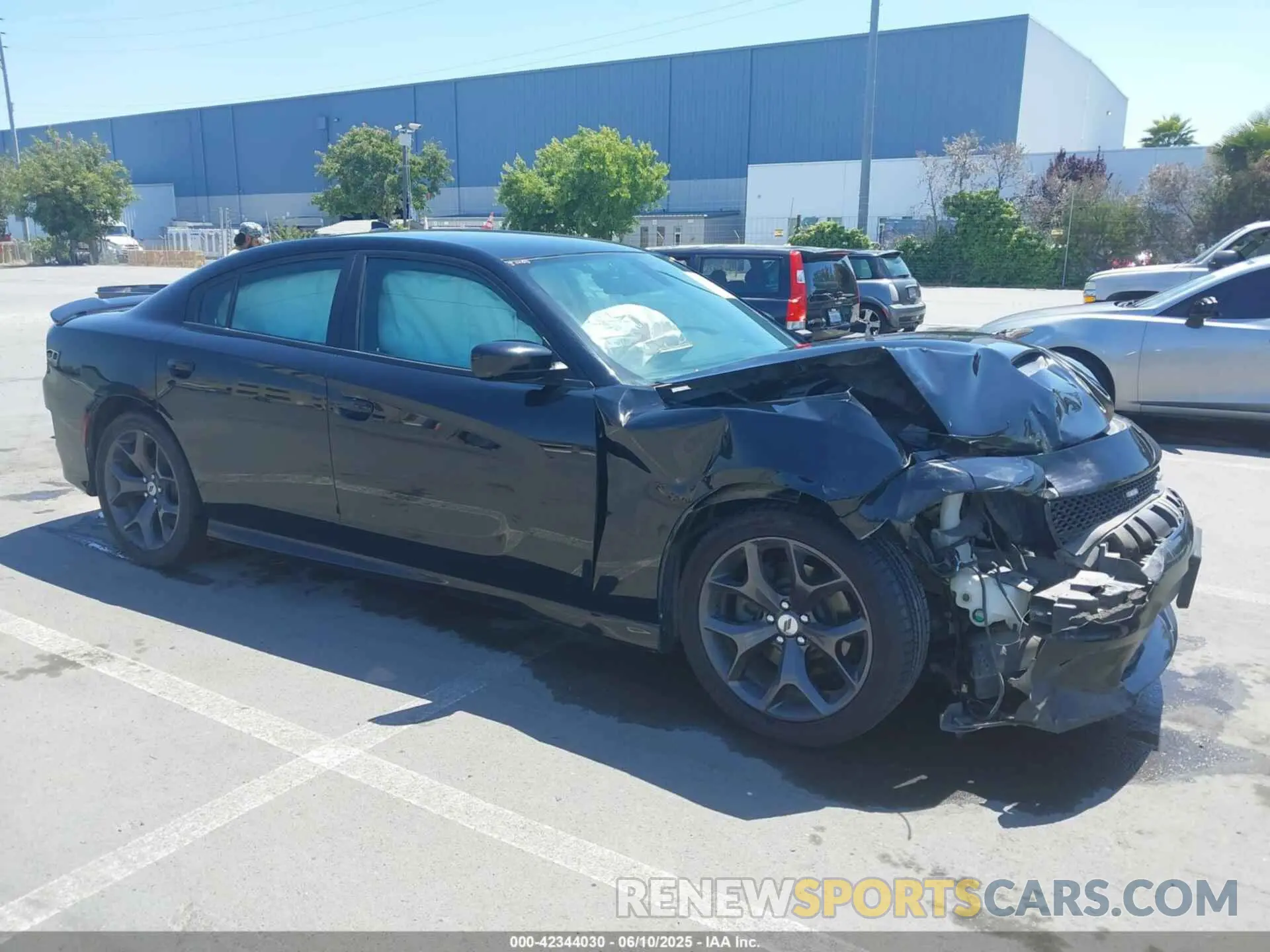 1 Photograph of a damaged car 2C3CDXHG7KH676654 DODGE CHARGER 2019