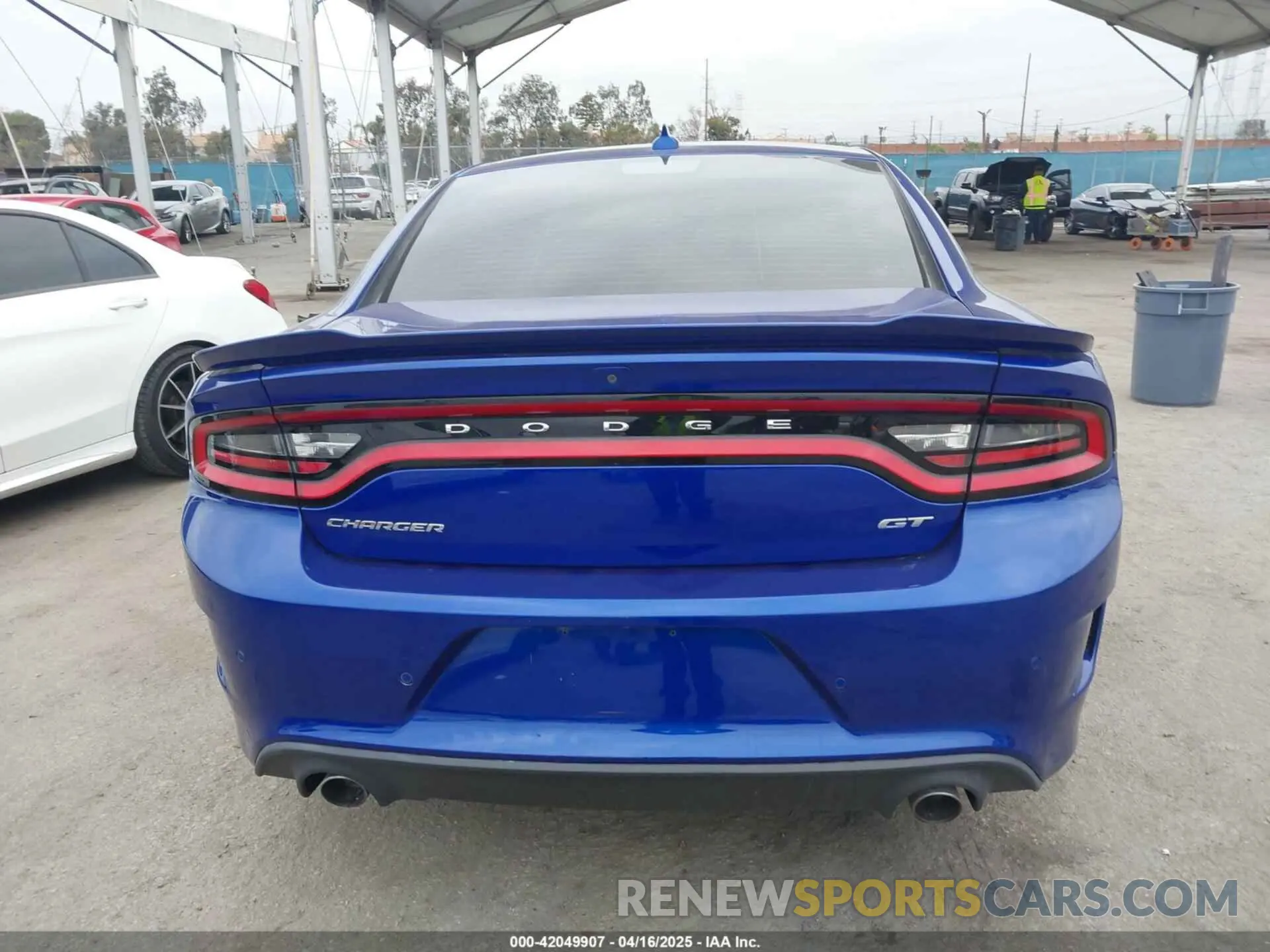 16 Photograph of a damaged car 2C3CDXHG8KH558676 DODGE CHARGER 2019