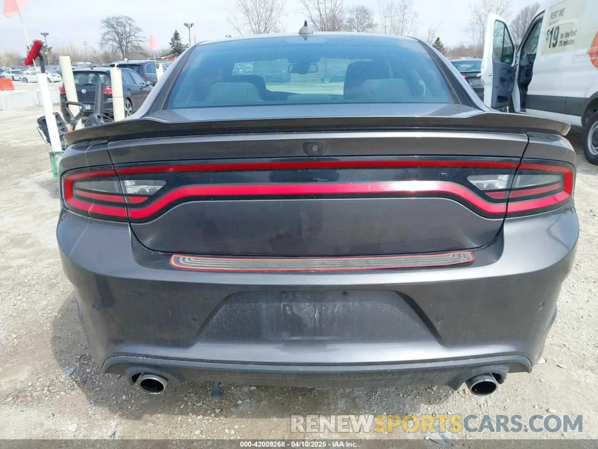 16 Photograph of a damaged car 2C3CDXHG8KH677988 DODGE CHARGER 2019