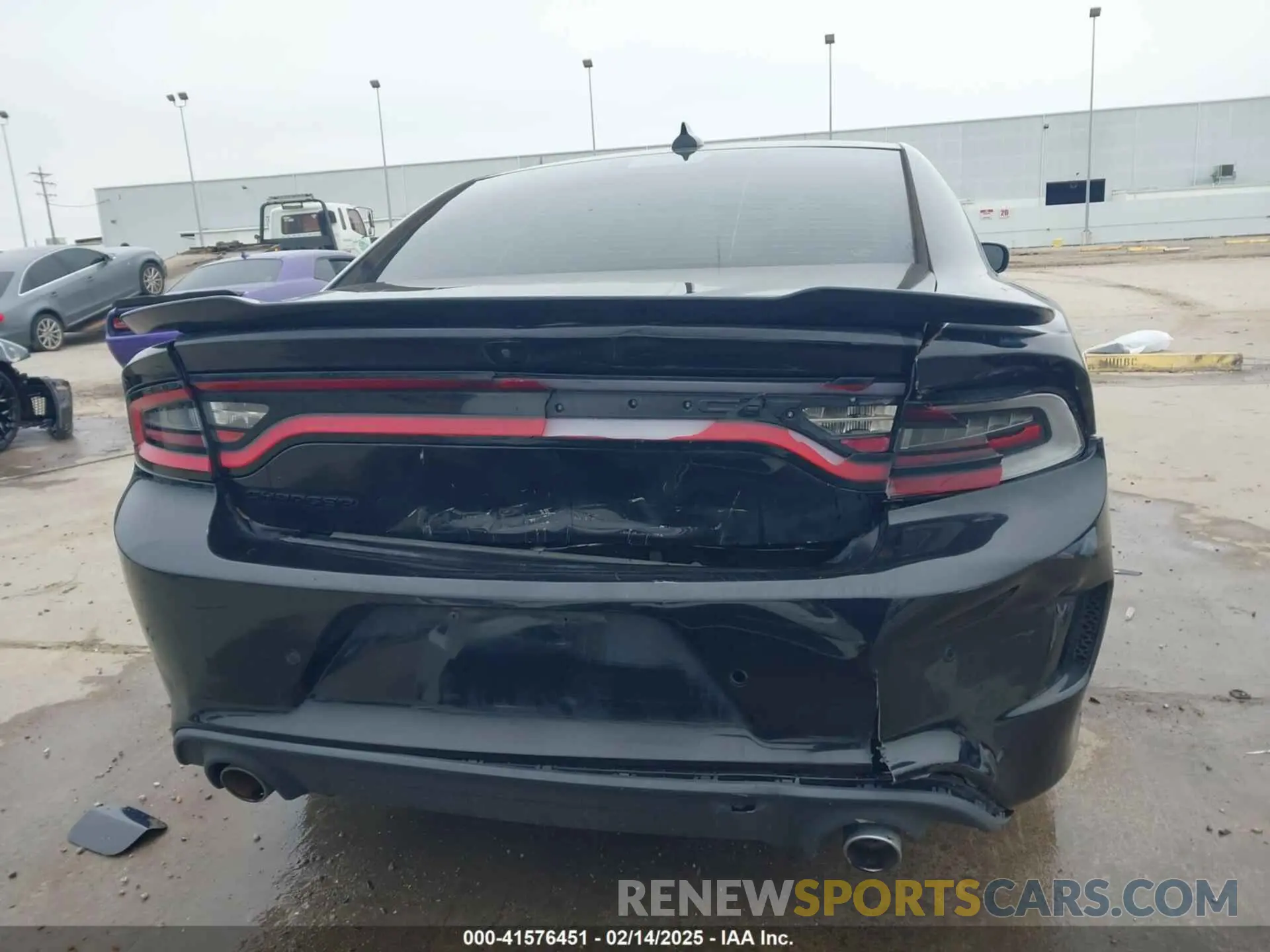 15 Photograph of a damaged car 2C3CDXHG8KH680986 DODGE CHARGER 2019