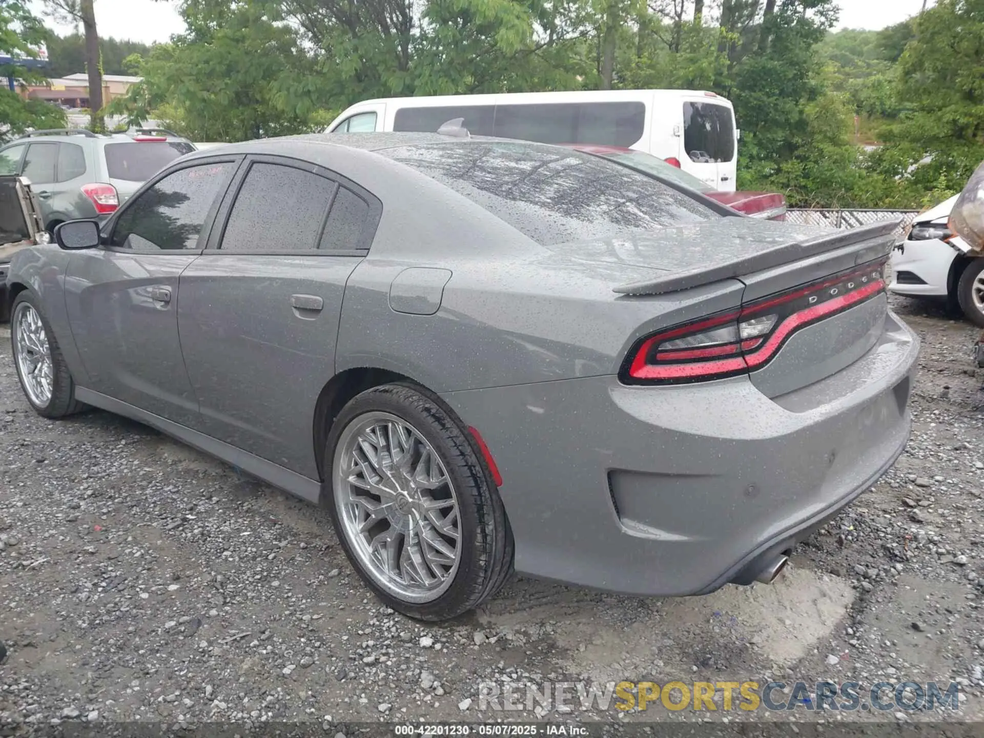 3 Фотография поврежденного автомобиля 2C3CDXHG9KH512483 DODGE CHARGER 2019