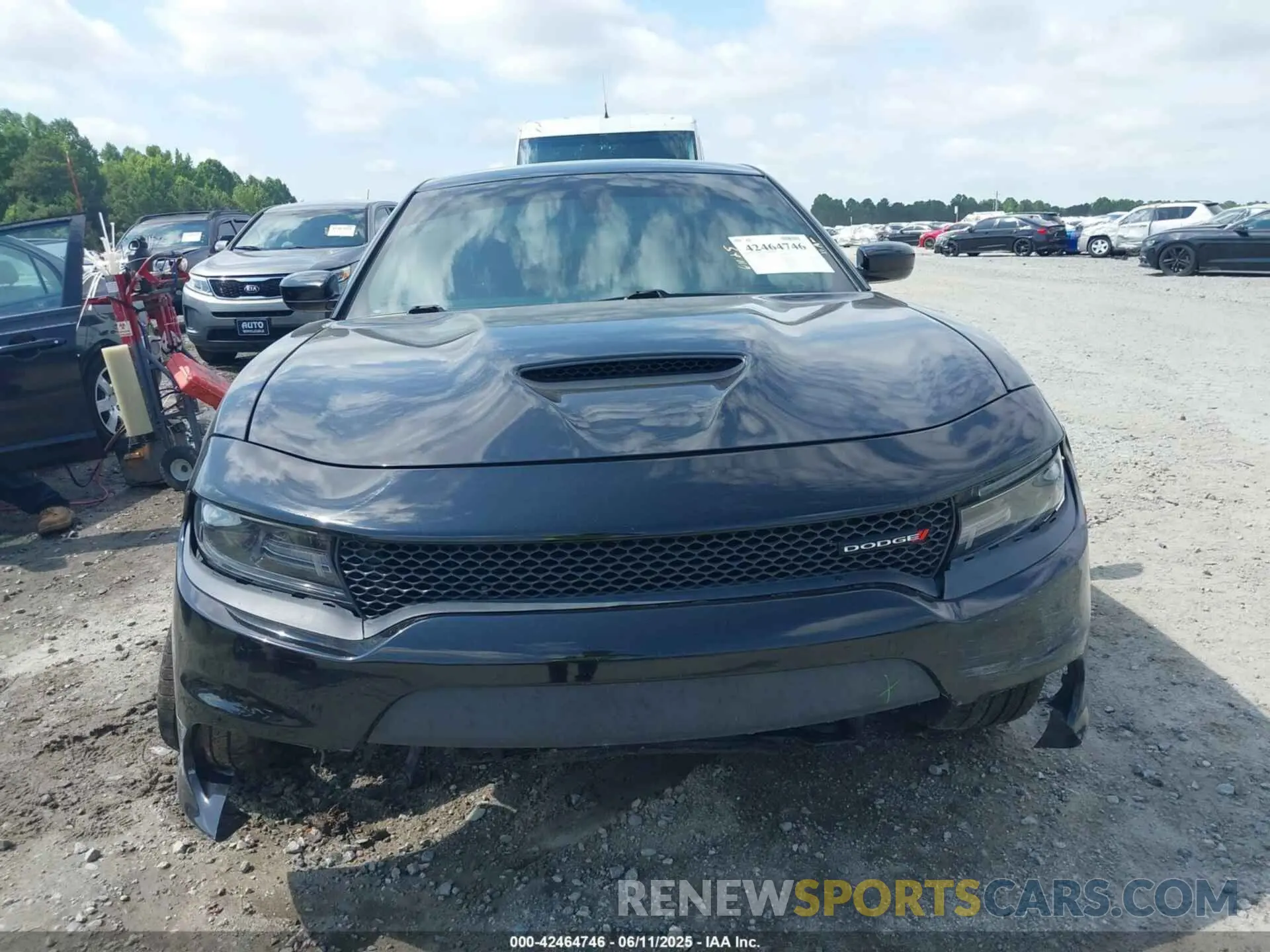 12 Photograph of a damaged car 2C3CDXHG9KH527193 DODGE CHARGER 2019