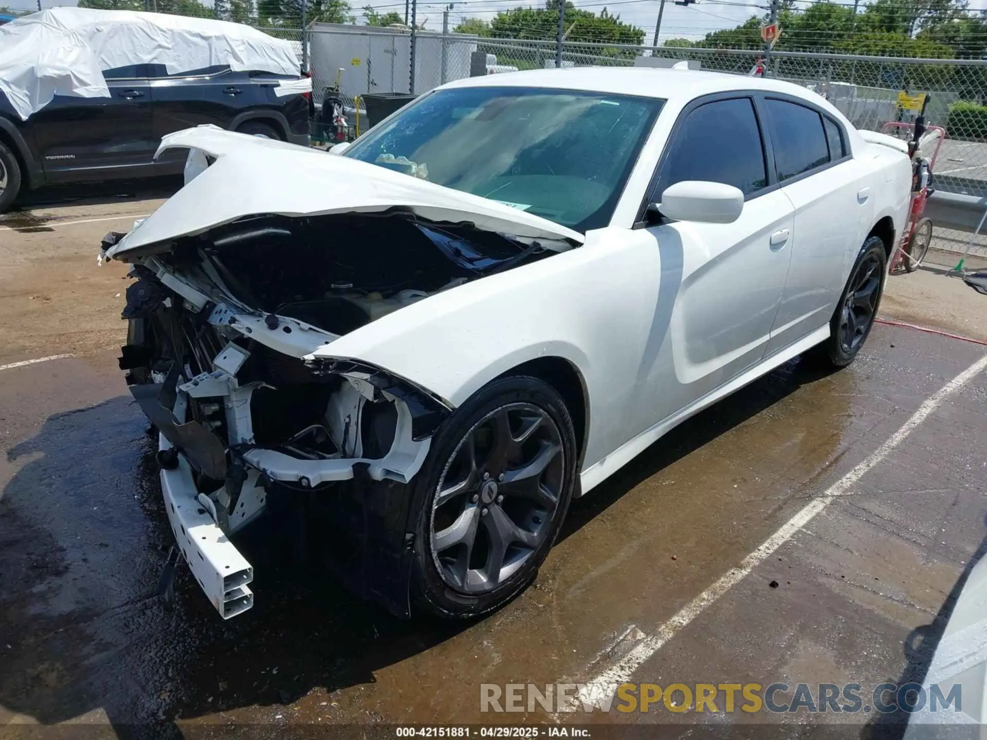 2 Фотография поврежденного автомобиля 2C3CDXHGXKH608848 DODGE CHARGER 2019