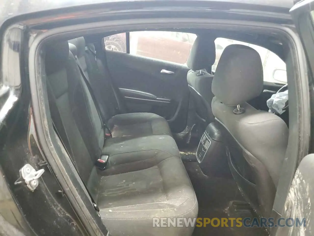 10 Photograph of a damaged car 2C3CDXJG2KH533251 DODGE CHARGER 2019