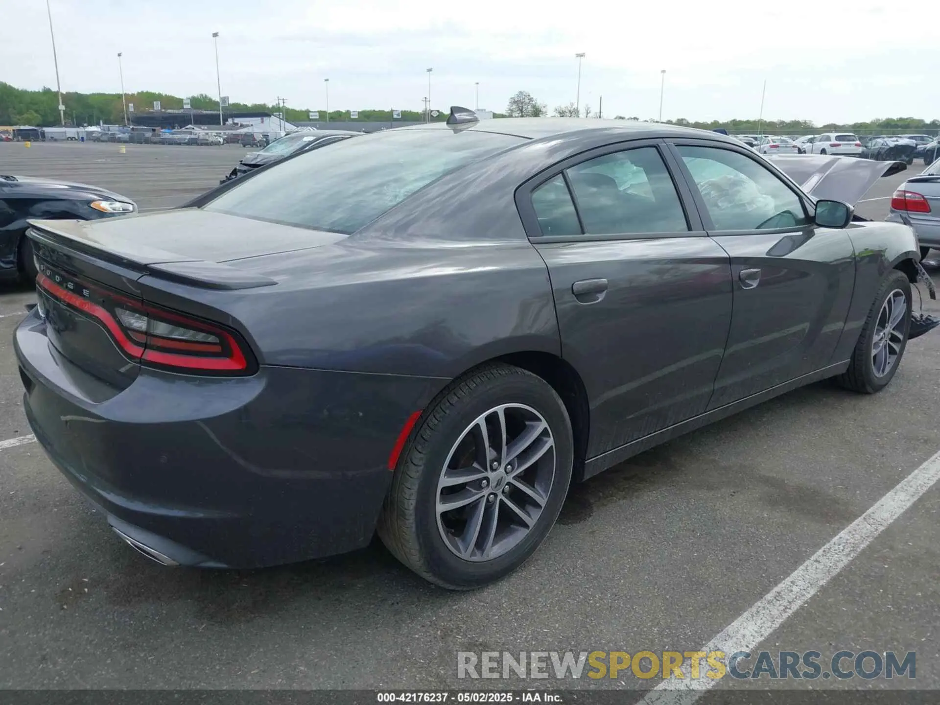 4 Фотография поврежденного автомобиля 2C3CDXJG2KH589500 DODGE CHARGER 2019