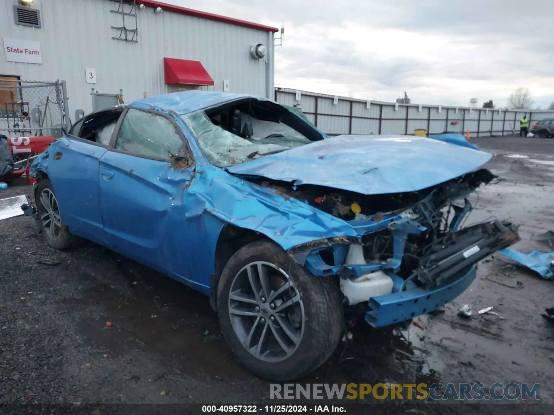 1 Photograph of a damaged car 2C3CDXJG3KH577338 DODGE CHARGER 2019
