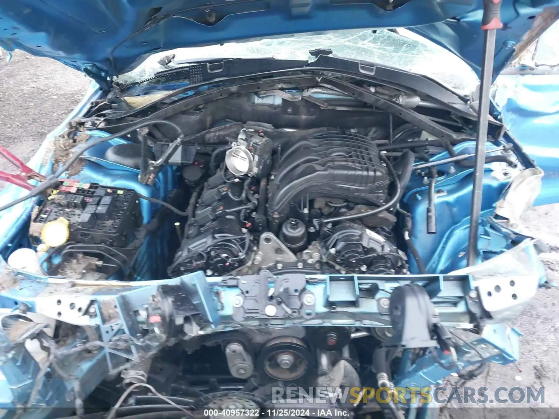 10 Photograph of a damaged car 2C3CDXJG3KH577338 DODGE CHARGER 2019